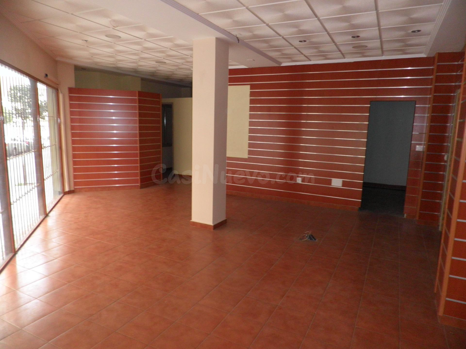 Local comercial 142m² en venta - PASEO SAN GREGORIO