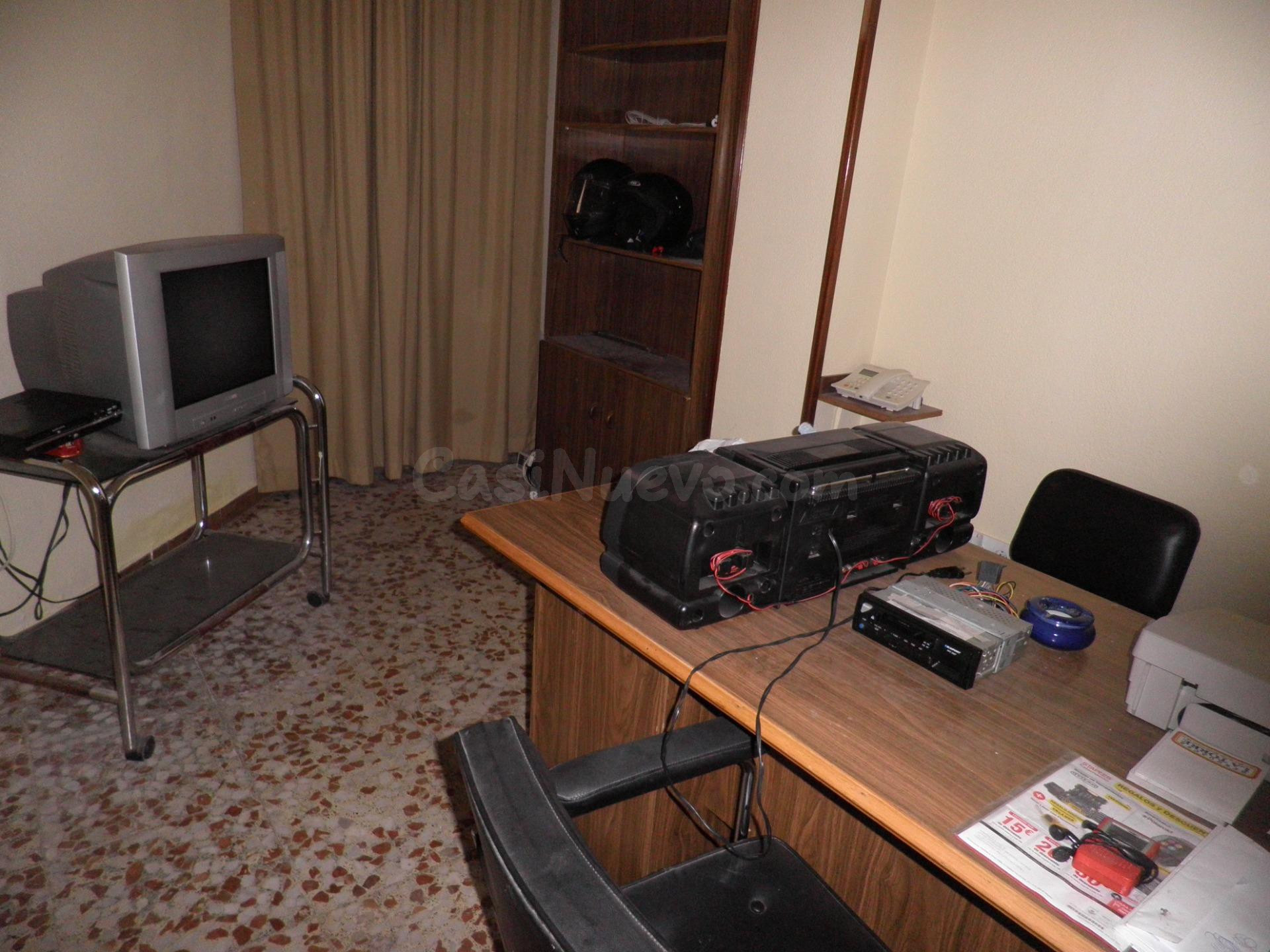 Local comercial 142m² en venta - PASEO SAN GREGORIO - foto 3