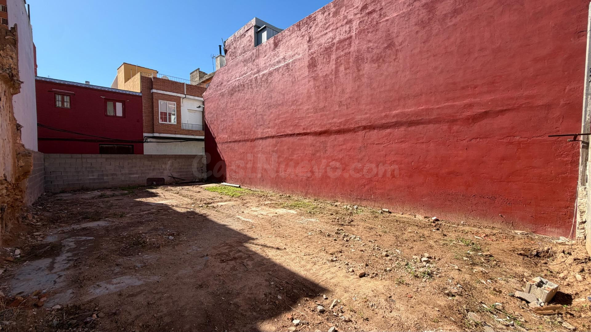 ¡Solar Urbano con Doble Fachada en Massanassa! - foto 2