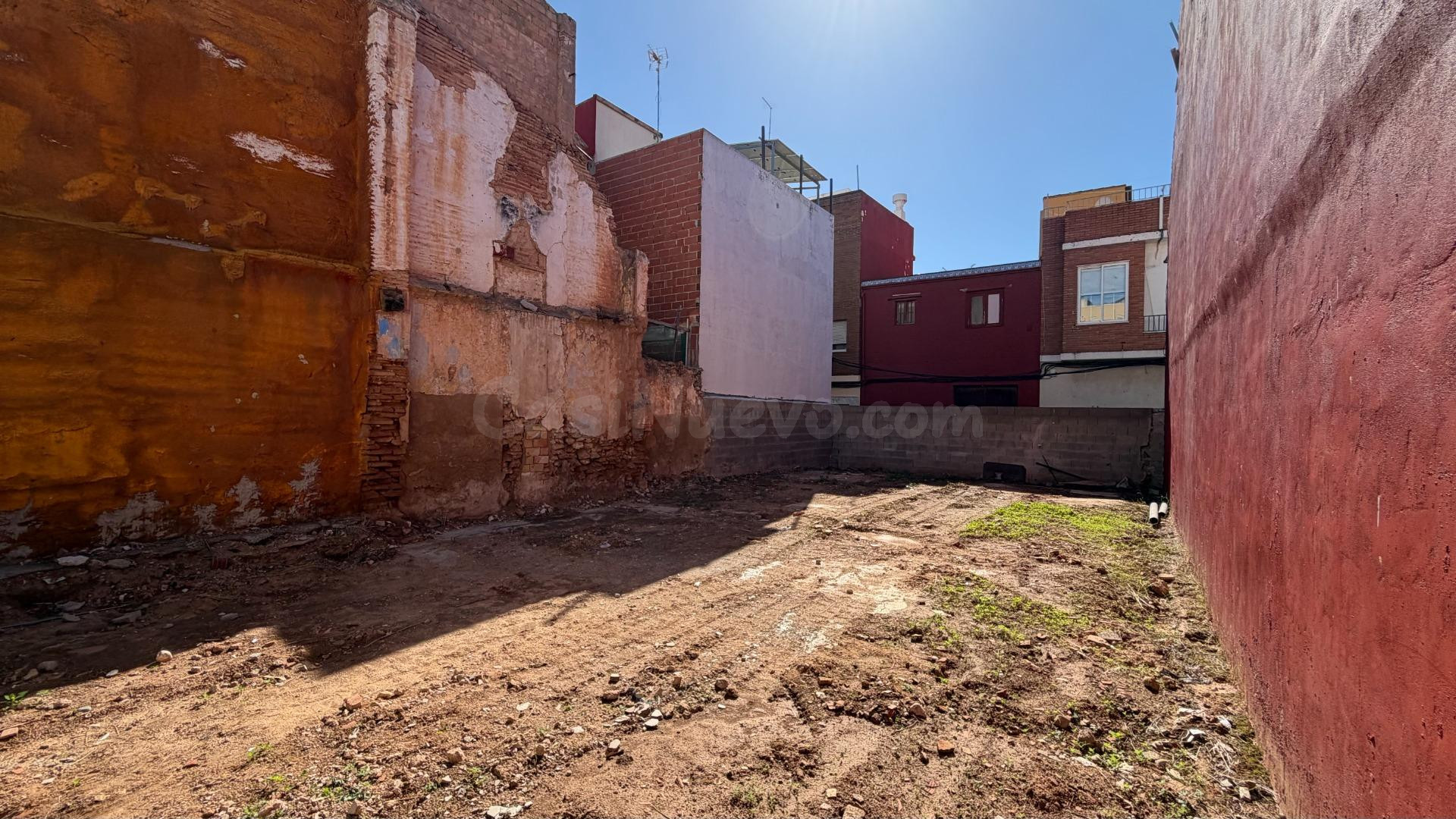 ¡Solar Urbano con Doble Fachada en Massanassa! - foto 4