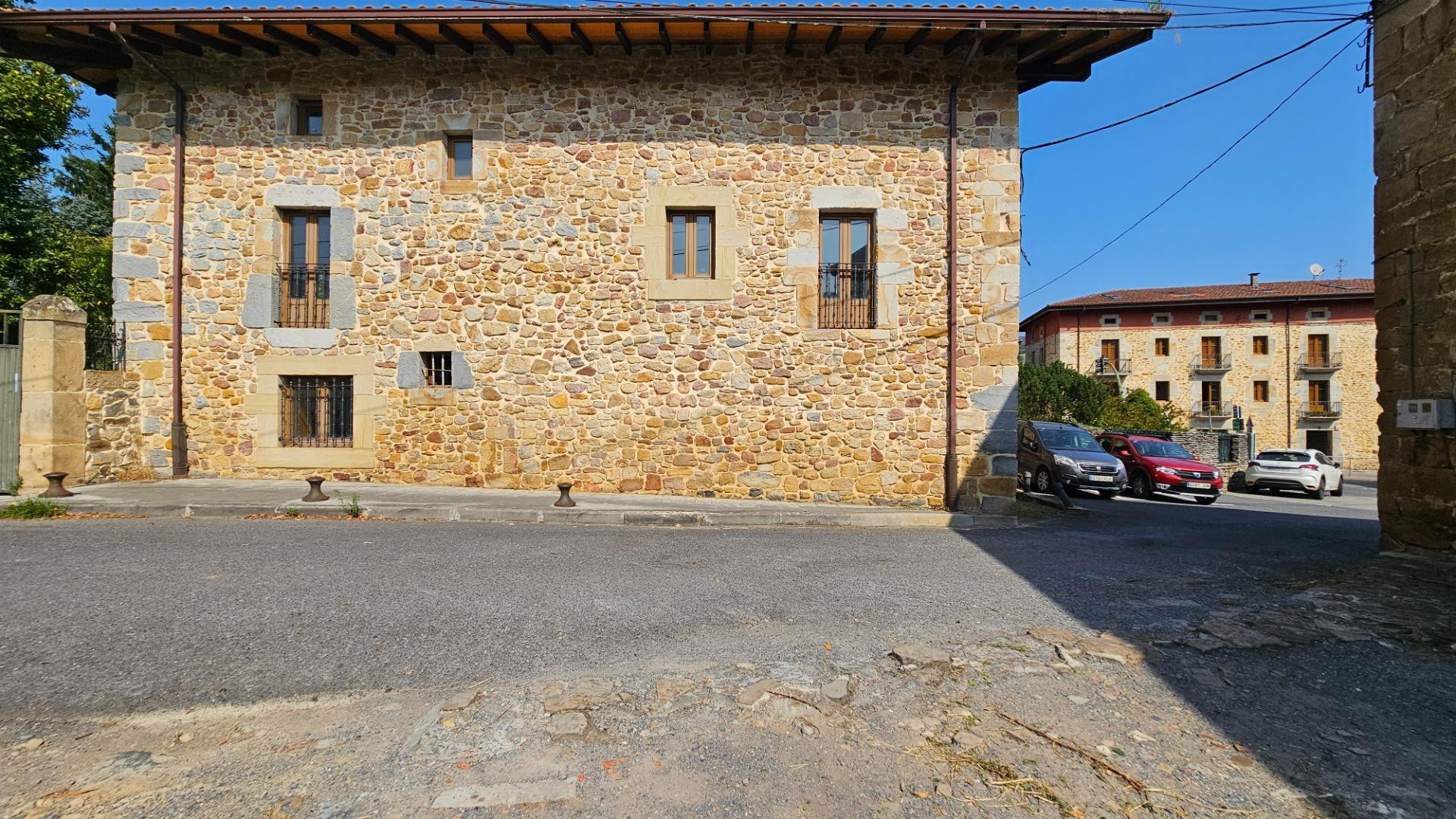 Casa de piedra en Artzentales - foto 5