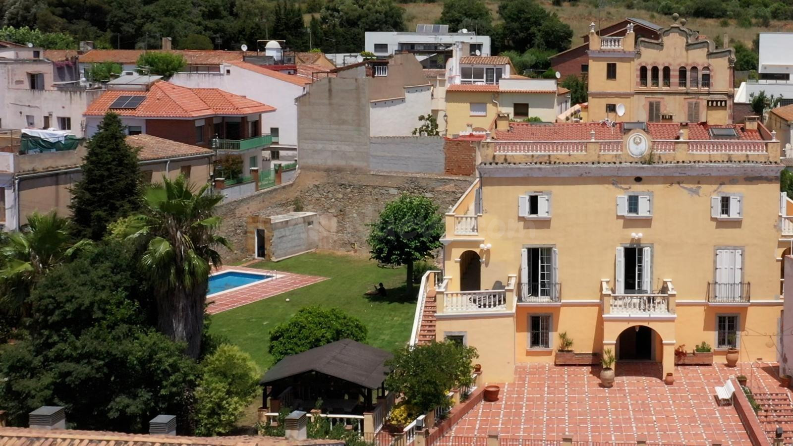 EL MARESME - TEIA - CASA DE ESTILO NEOCLÁSICO