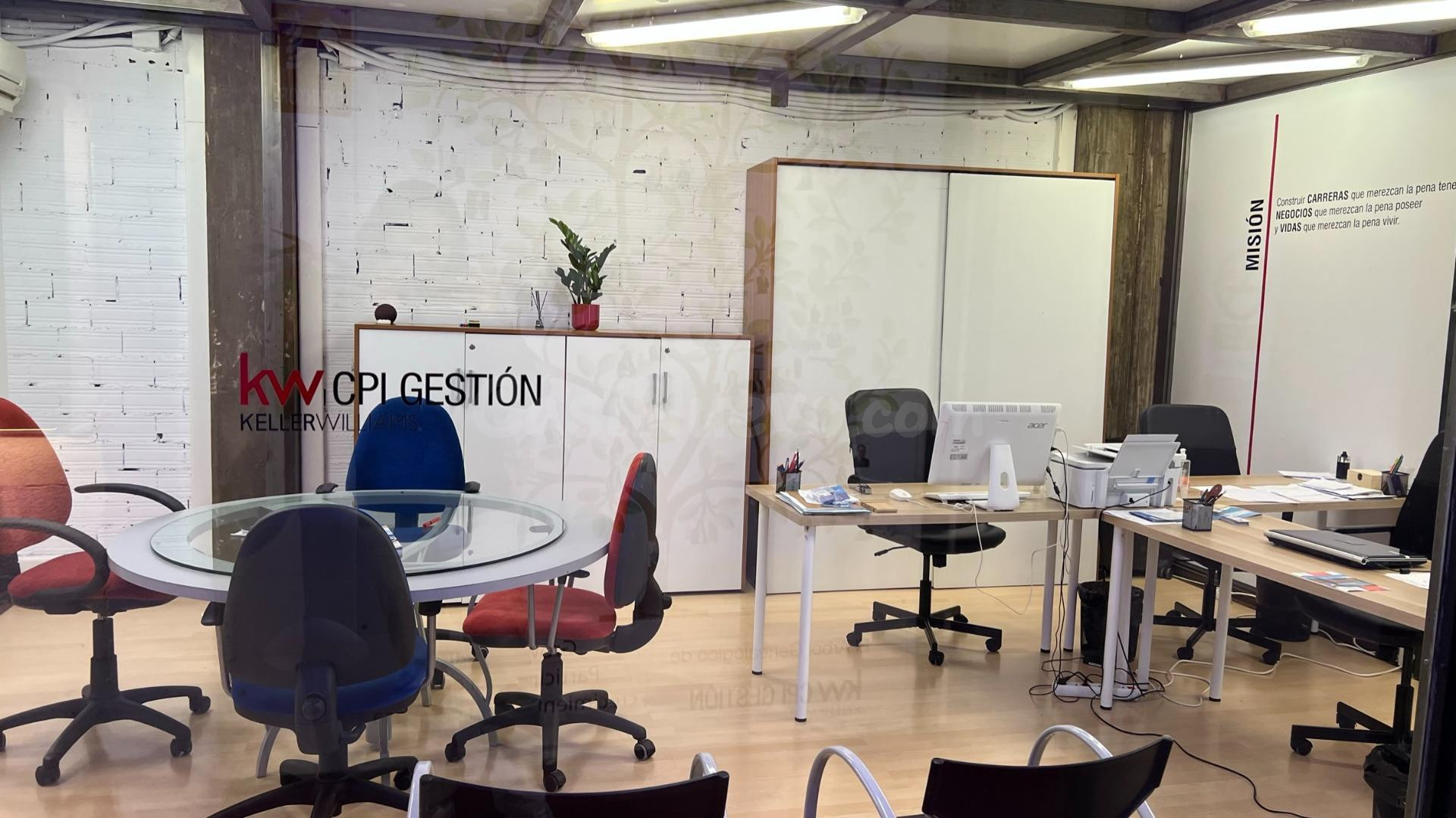Sala para equipos de trabajo