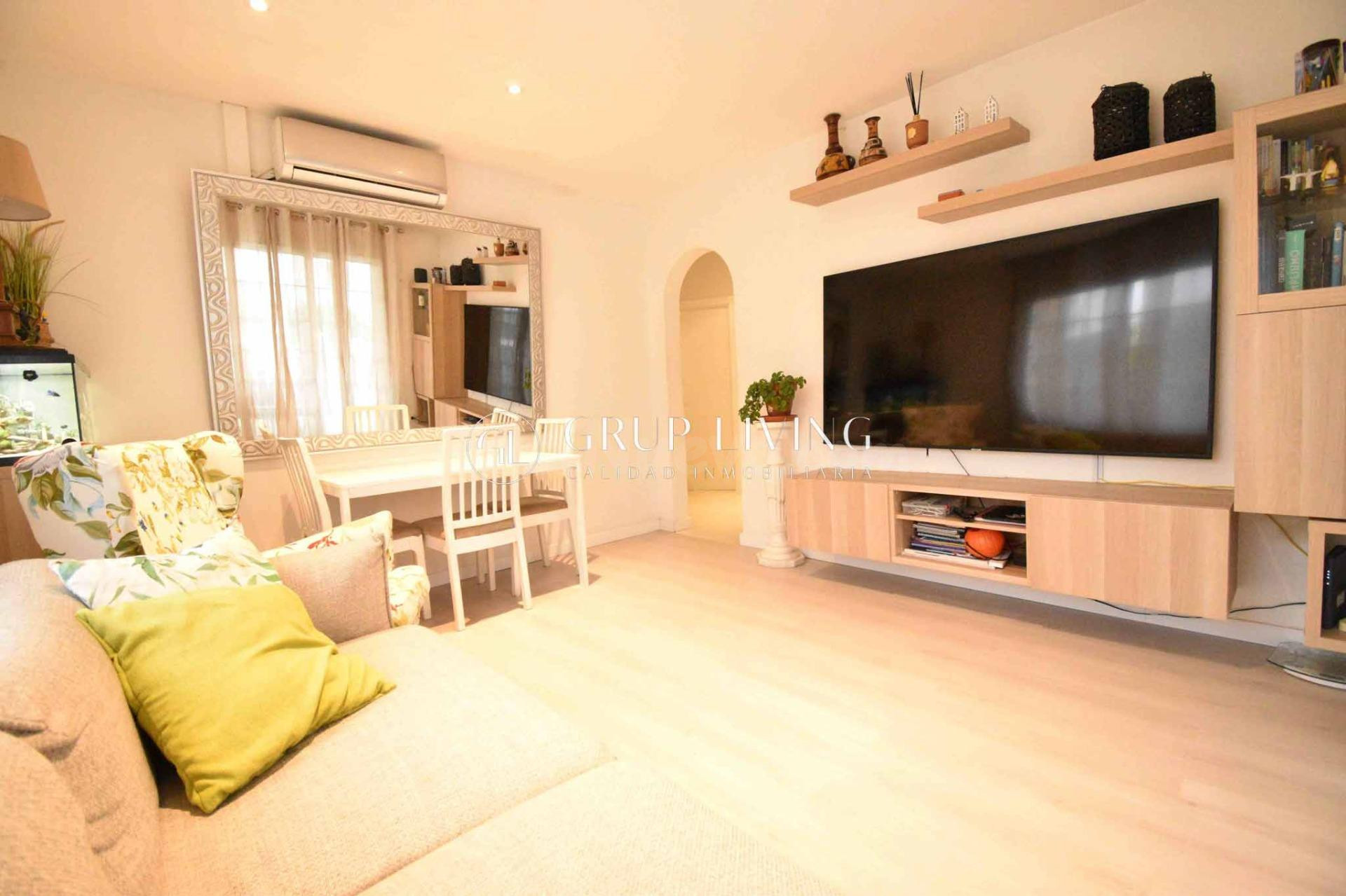 VIVIENDA ESQUINERA REFORMADA CON TERRAZA PRIVADA DE 50m2 Y V - foto 4
