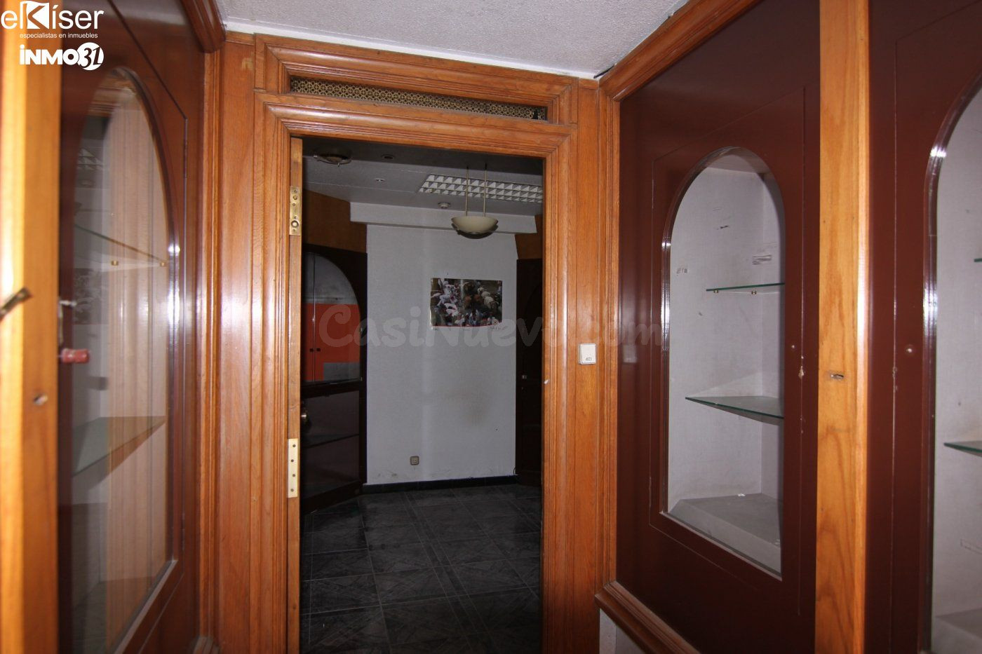 Ekiser alquila local en Calle Santo Domingo - foto 4