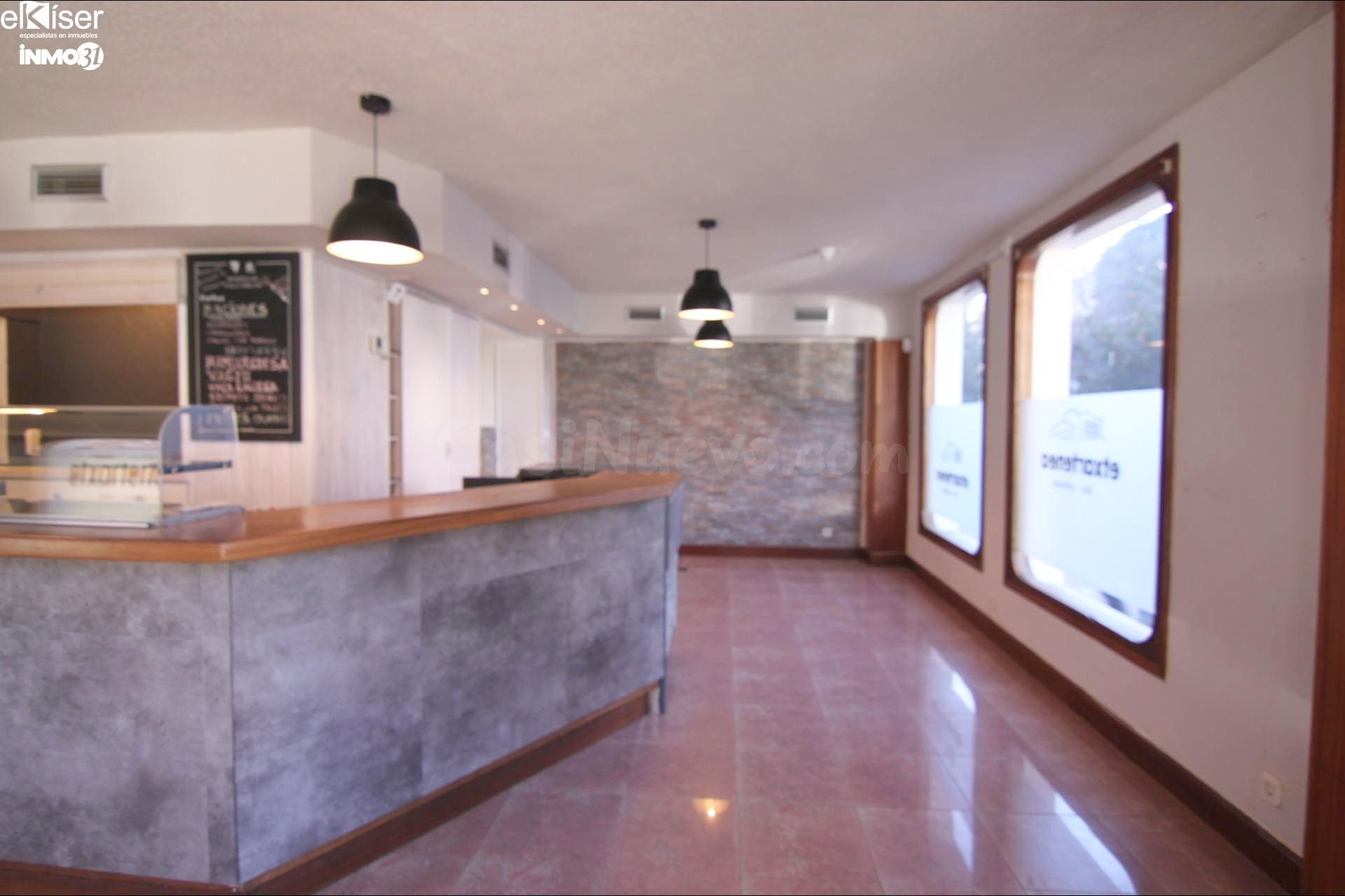Se vende local en Barañain - foto 4