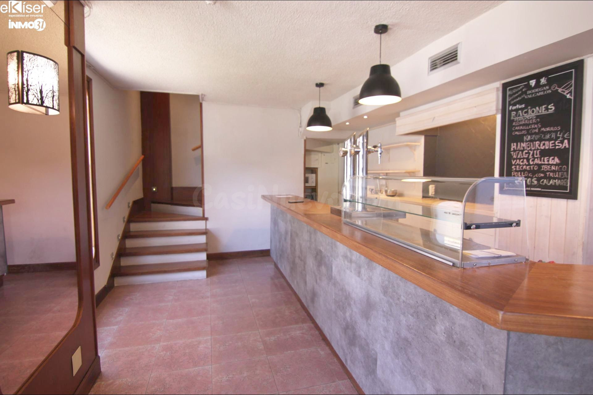 Se vende local en Barañain - foto 5