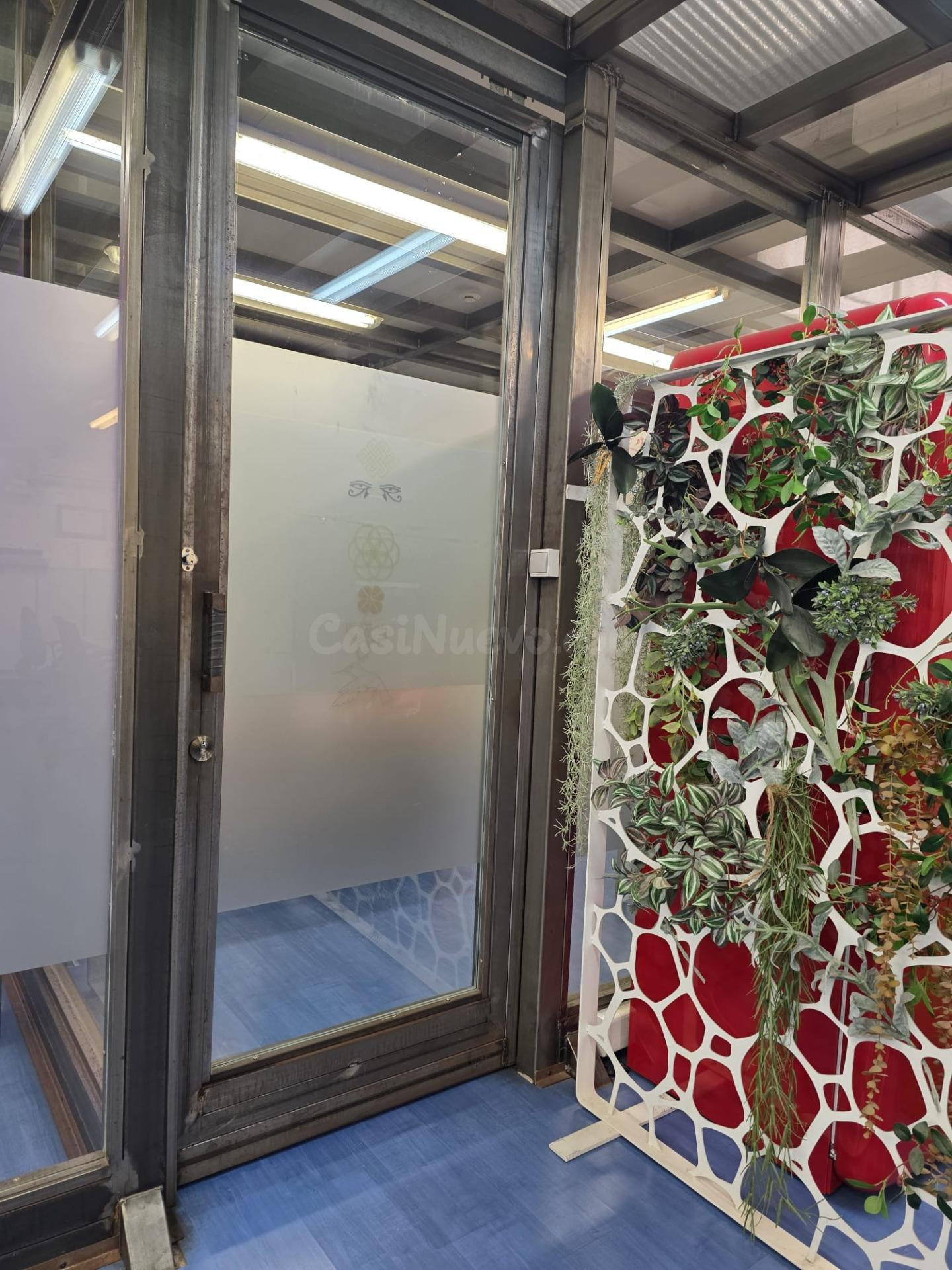 Se alquila despacho privado en centro de negocios especializ - foto 5