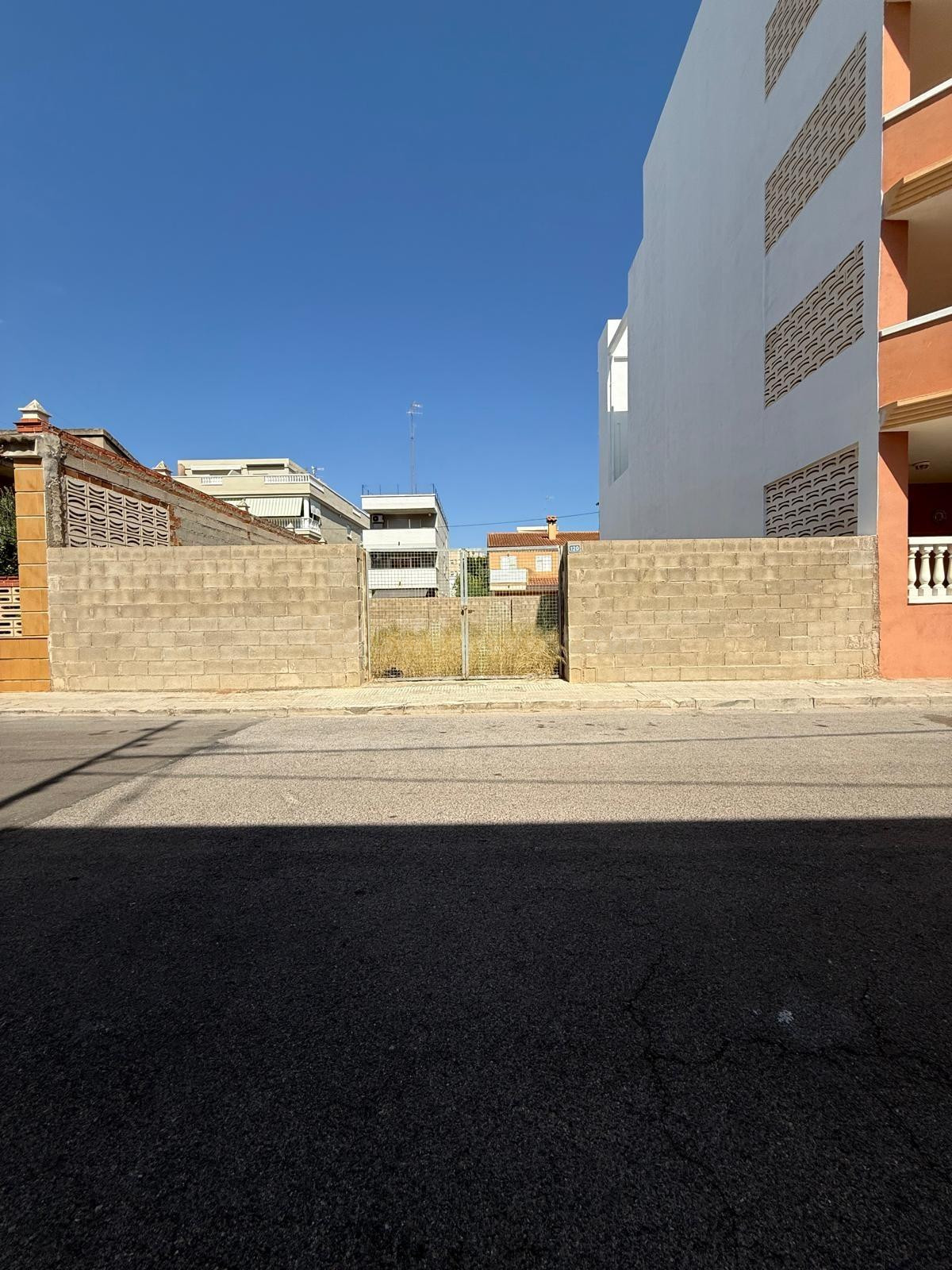 Terreno urbano en Moncofa Playa: ¡Ideal para Promotores y Co - foto 2