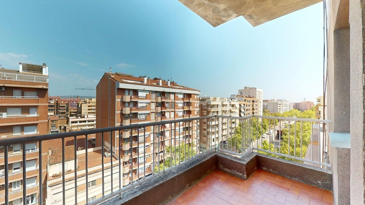 CENTRO DE SABADELL - LATORRE / GRAN VIA - CON 2 PLAZAS DE PÁ
