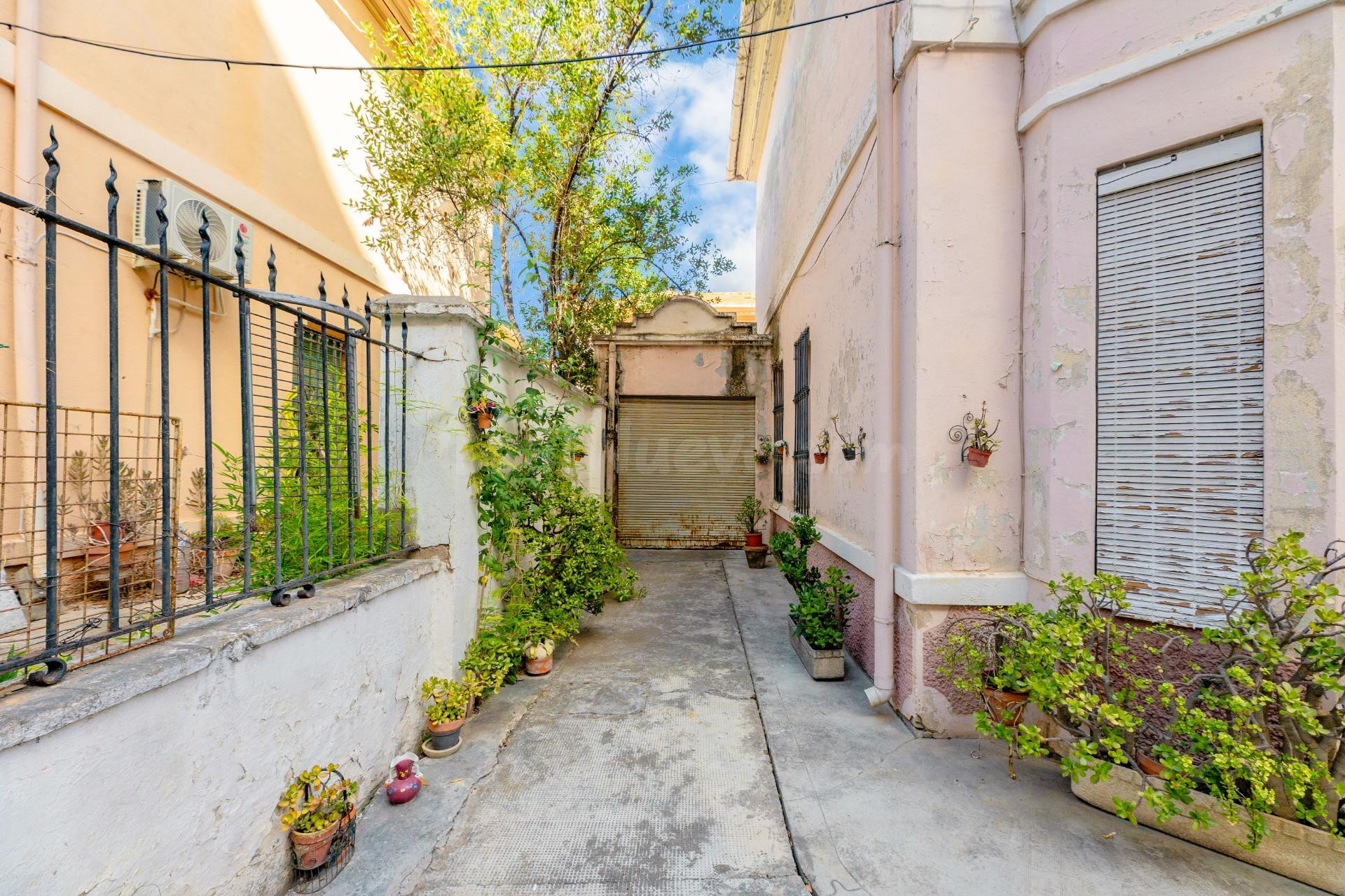 Un oasis privado en Valencia: Casa independiente con gran ja - foto 3