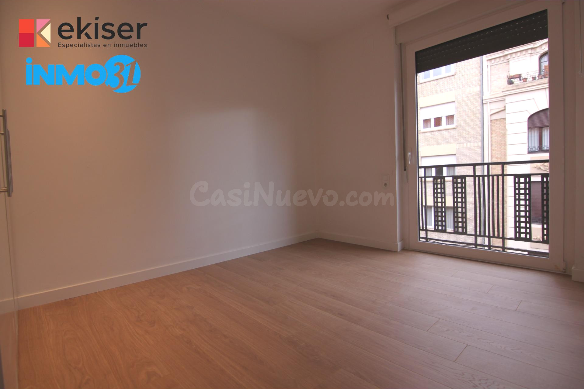 Ekiser vende piso en el primer ensanche de Pamplona - foto 3