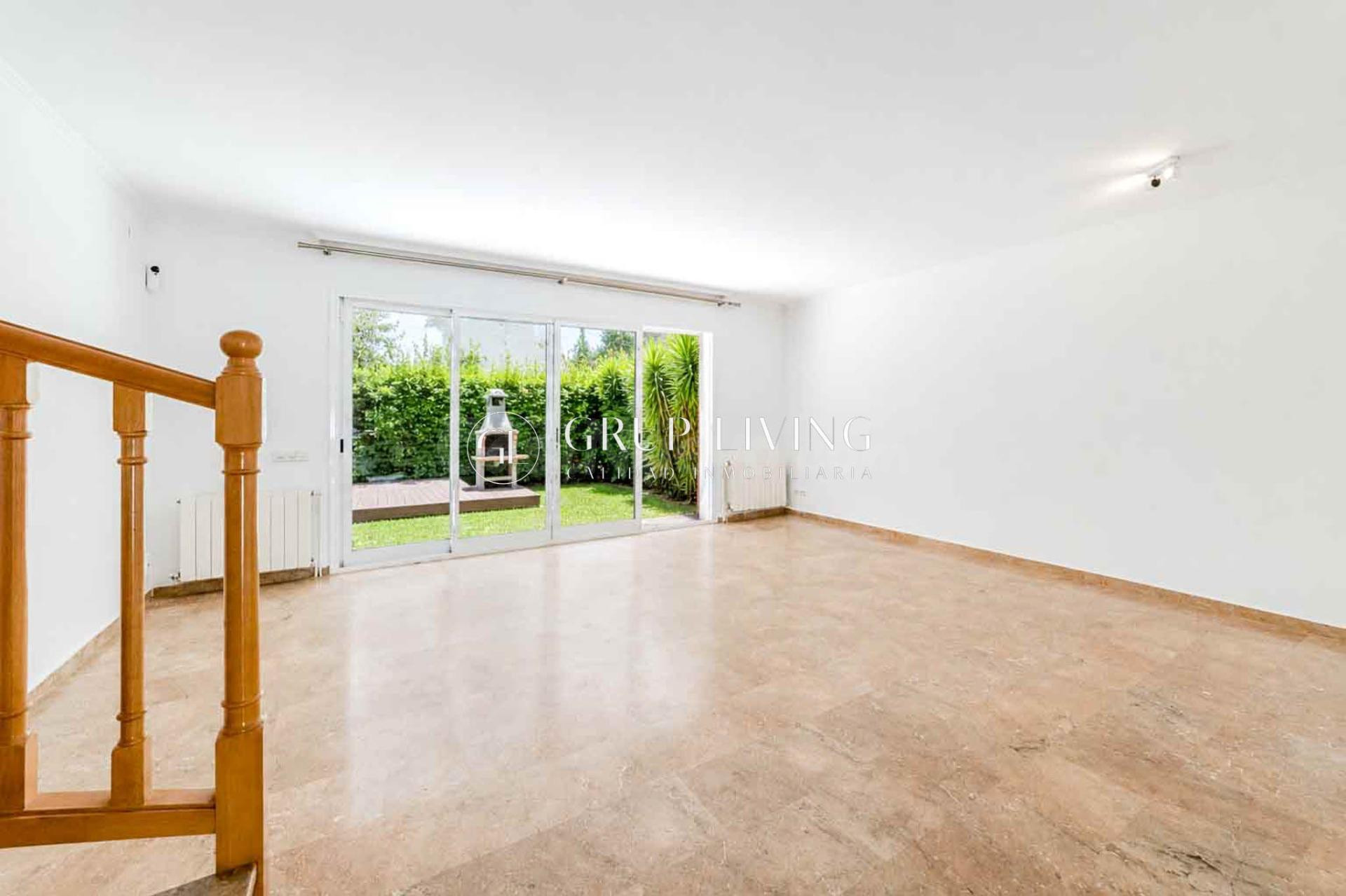 EXCLUSIVA CASA PAREADA EN EL VINYET A POCOS PASOS DEL MAR - foto 4