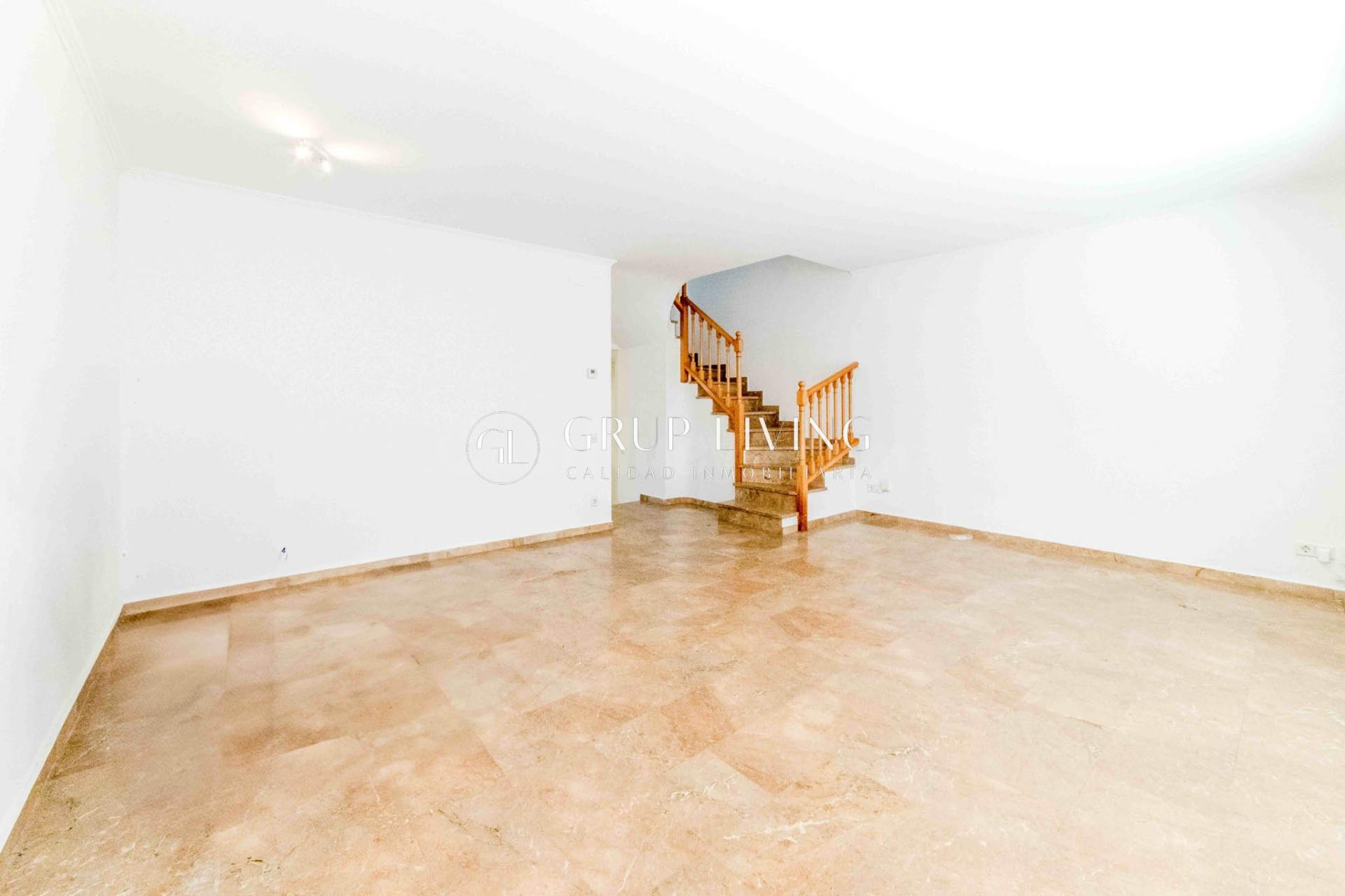 EXCLUSIVA CASA PAREADA EN EL VINYET A POCOS PASOS DEL MAR - foto 5