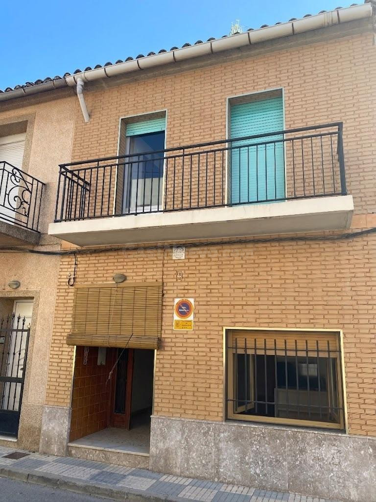 CASA EN BUEN ESTADO EN GUADASSUAR