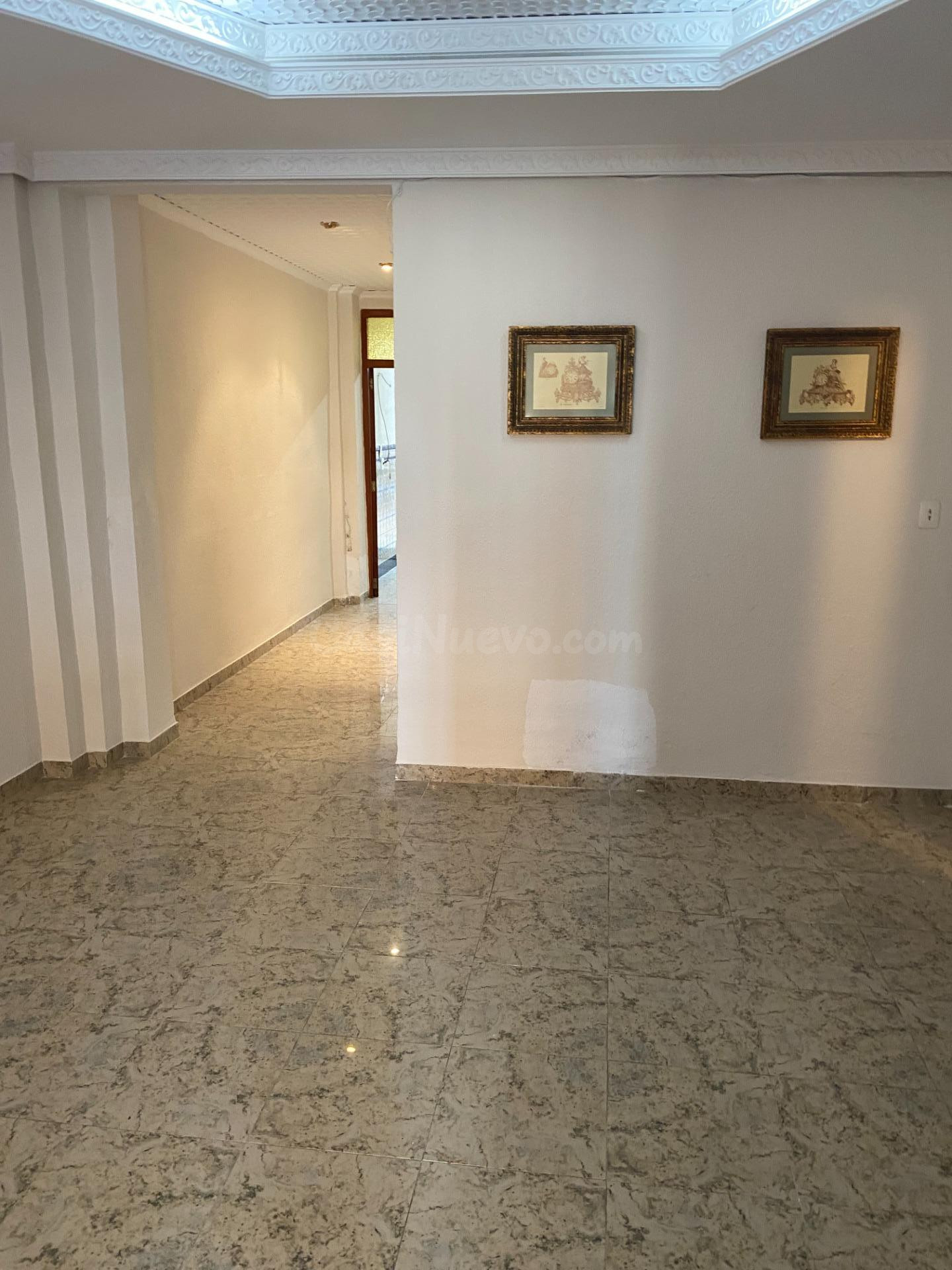 CASA EN BUEN ESTADO EN GUADASSUAR - foto 4