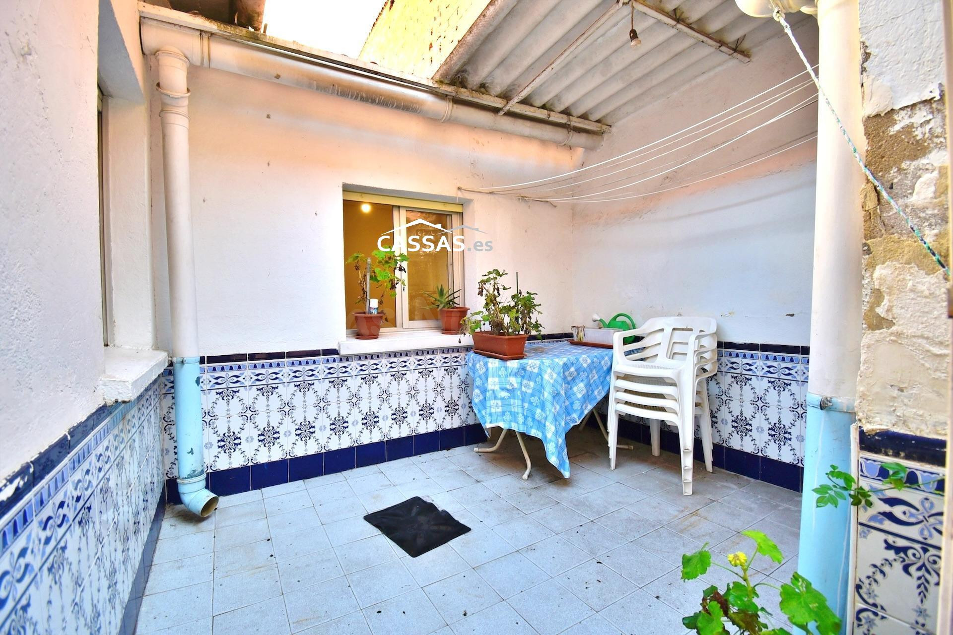 ZONA CENTRO - PLAZA HABANA.  Casa baja de 3 habitaciones y p - foto 2