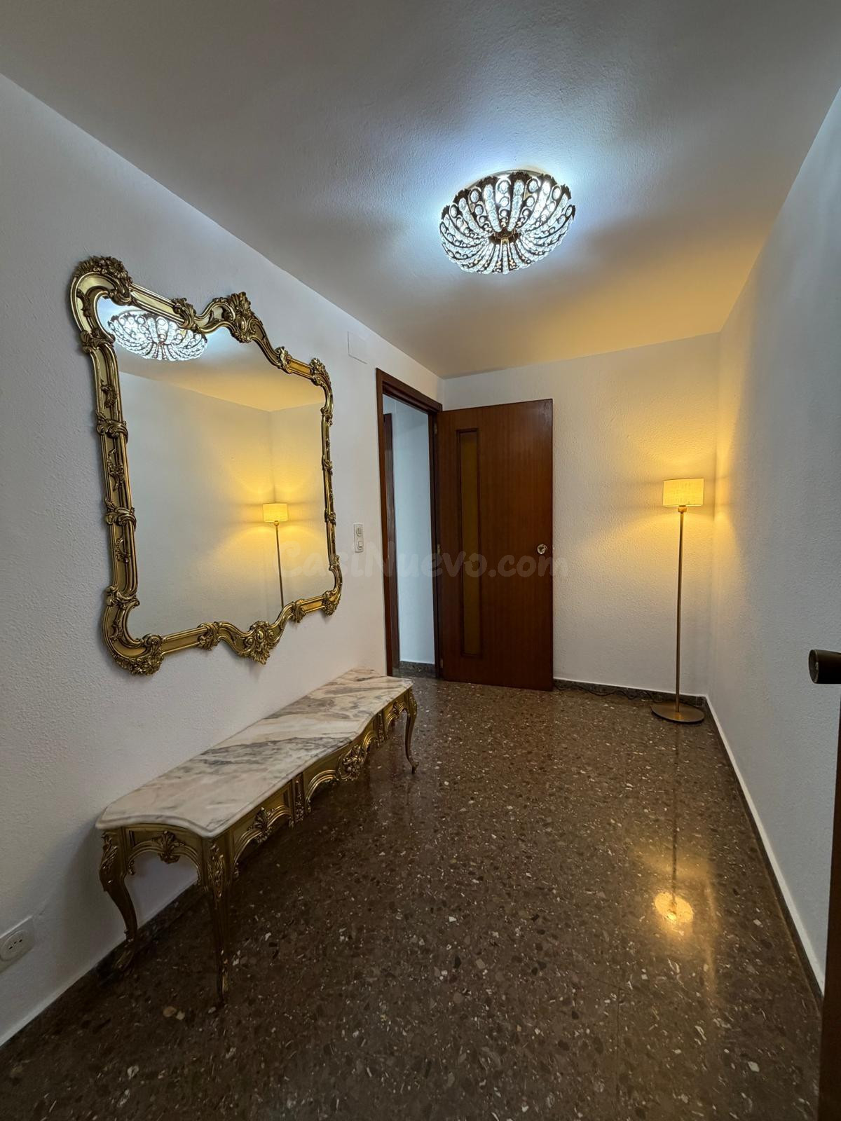 Te gustaría disfrutar de este piso de alquiler, en un Barrio - foto 2