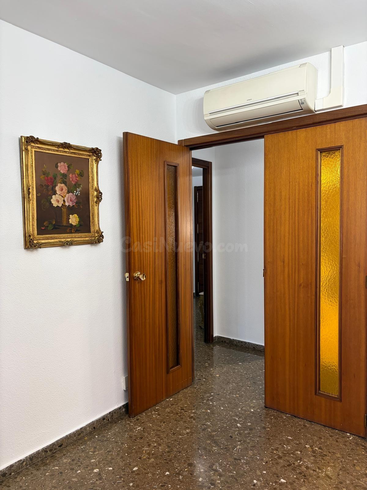 Te gustaría disfrutar de este piso de alquiler, en un Barrio - foto 4