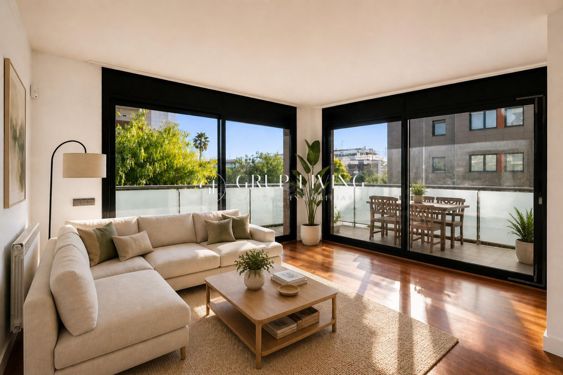 AMPLIA VIVIENDA CON TERRAZA, EN LA PLANA DE SITGES - foto 4