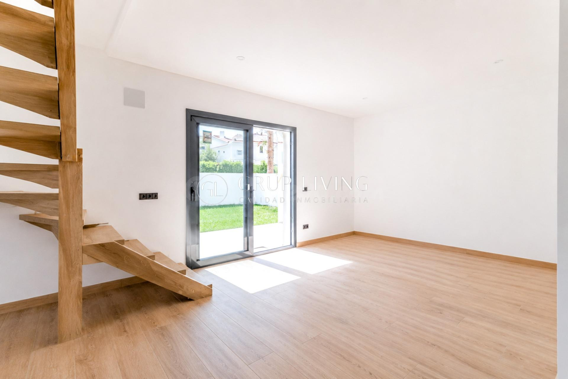 EXCLUSIVA VIVIENDA UNIFAMILIAR TOTALMENTE REHABILITADA JUNTO - foto 5