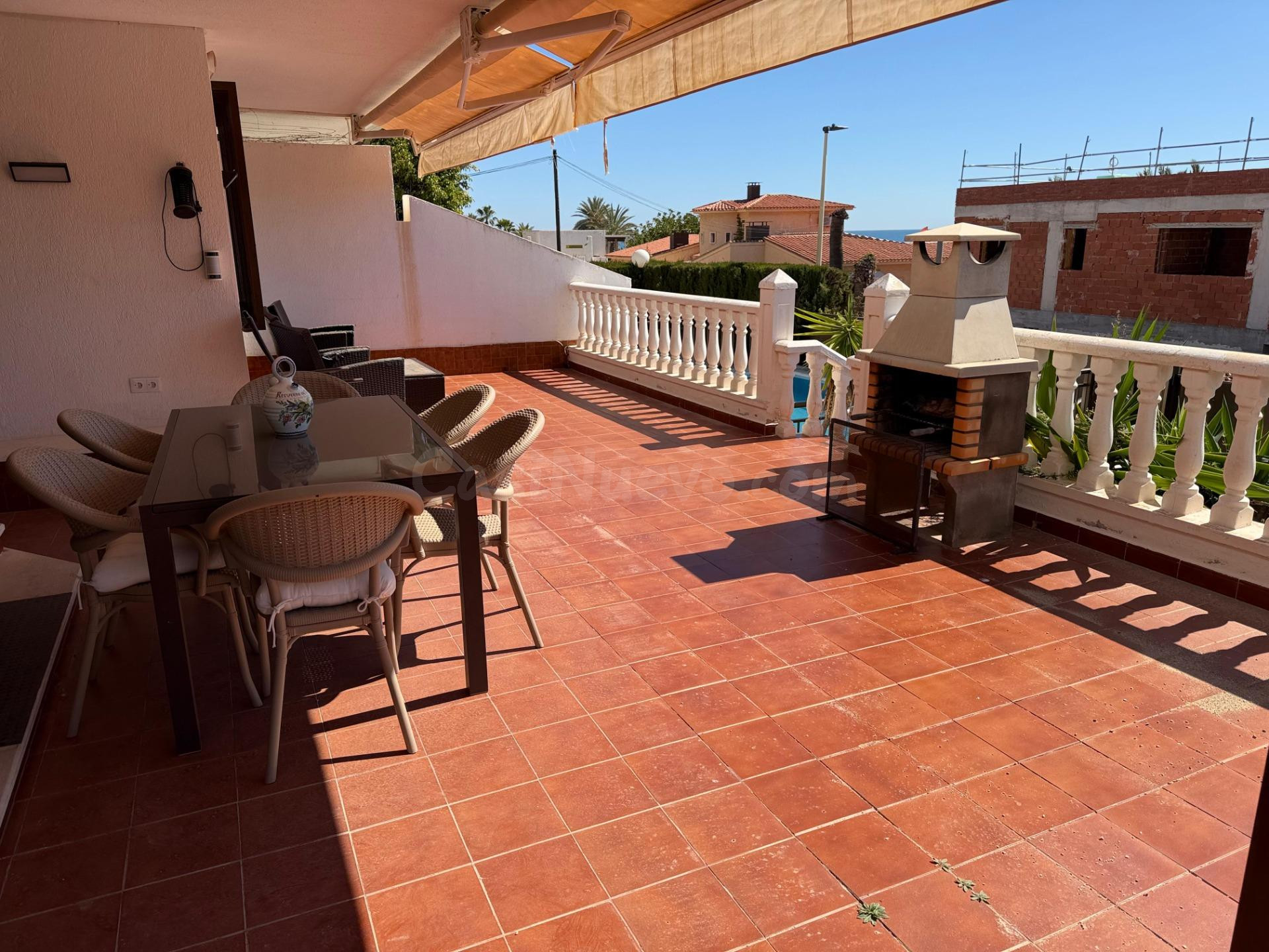 Espectacular vivienda para alquilar todo el año - foto 2