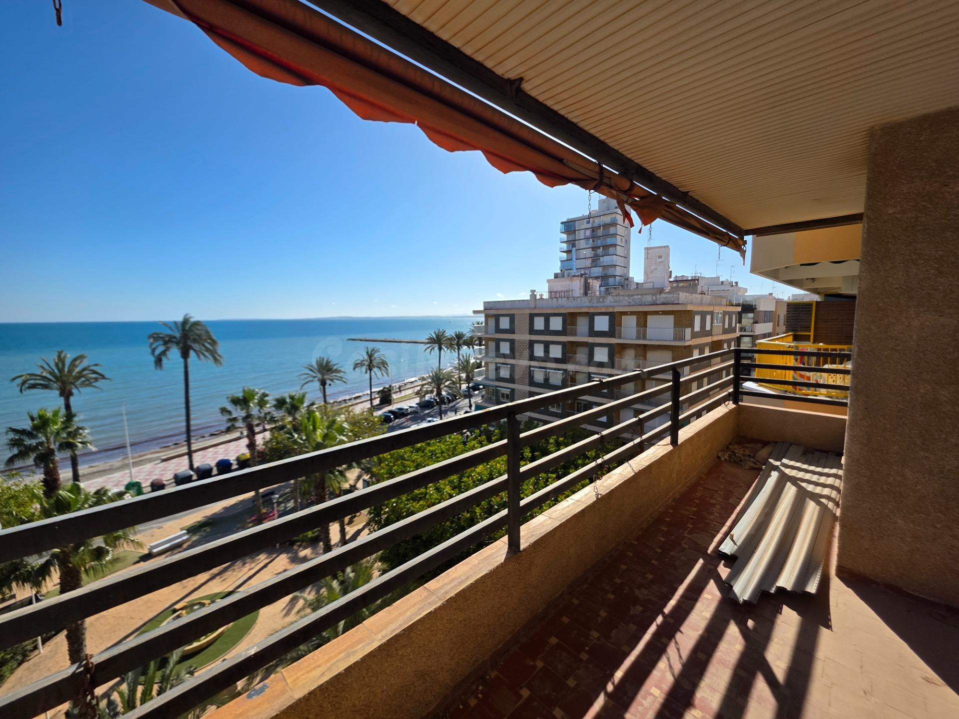 Fantástica primera línea cerca del centro de Santa Pola - foto 3