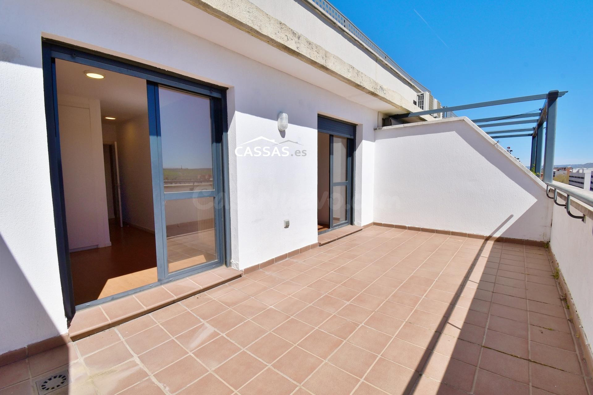 Soto del HENARES - ATICO de 2 habitaciones con terraza 18m2  - foto 4