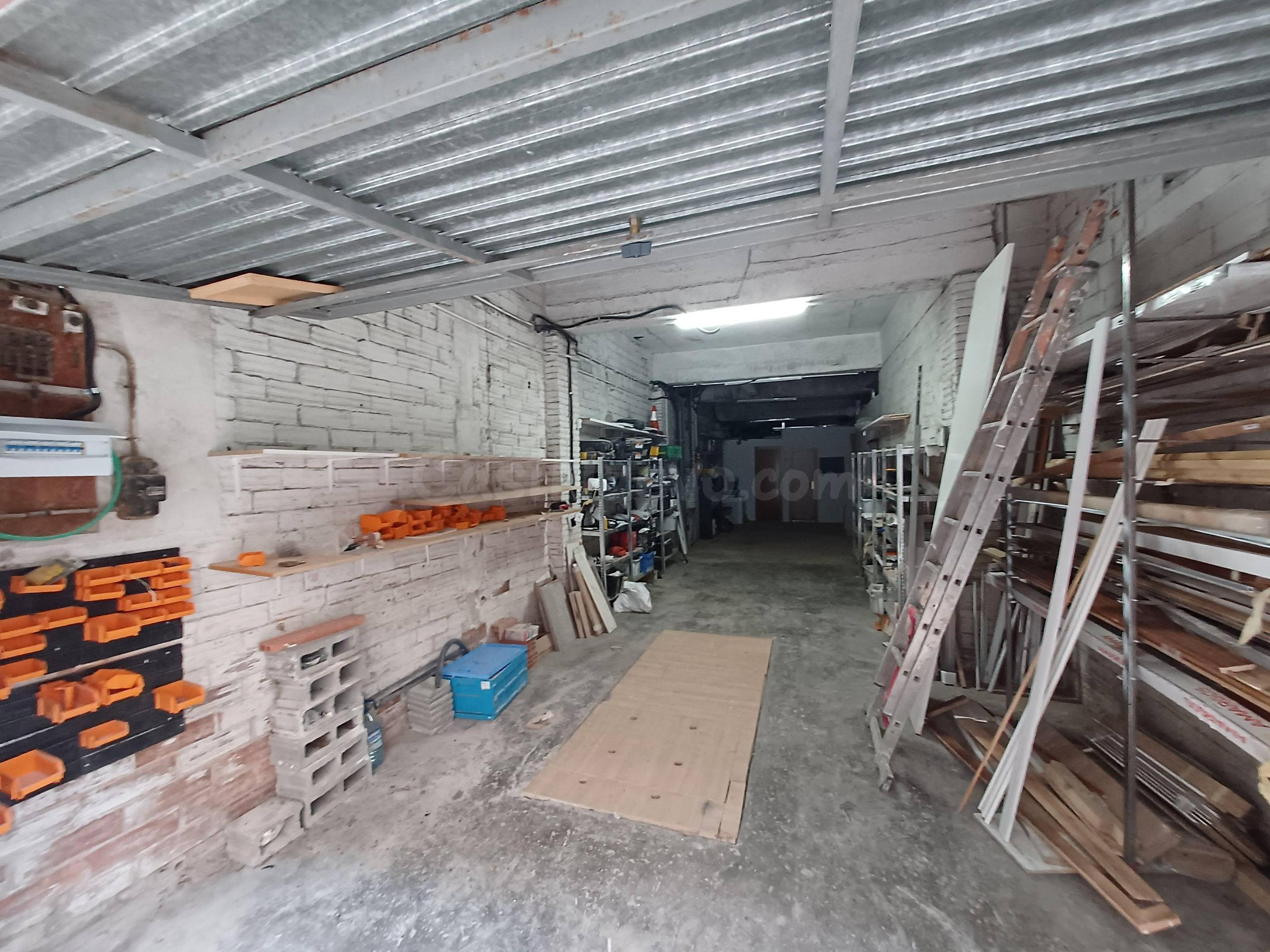 LOCAL COMERCIAL DE 118 M2 - foto 3