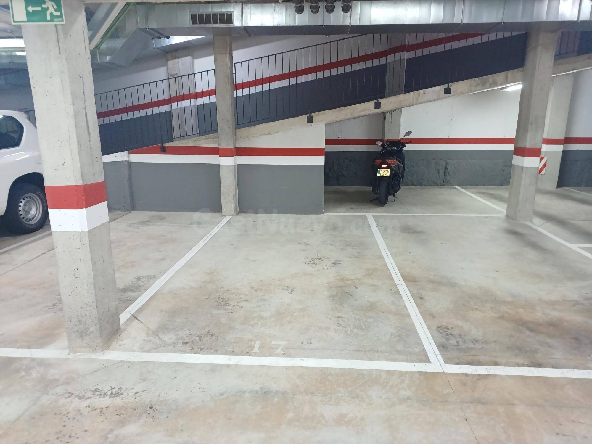 PARKING EN FINCA SEMINUEVA JUNTO PLAZA EL REPARTIDOR