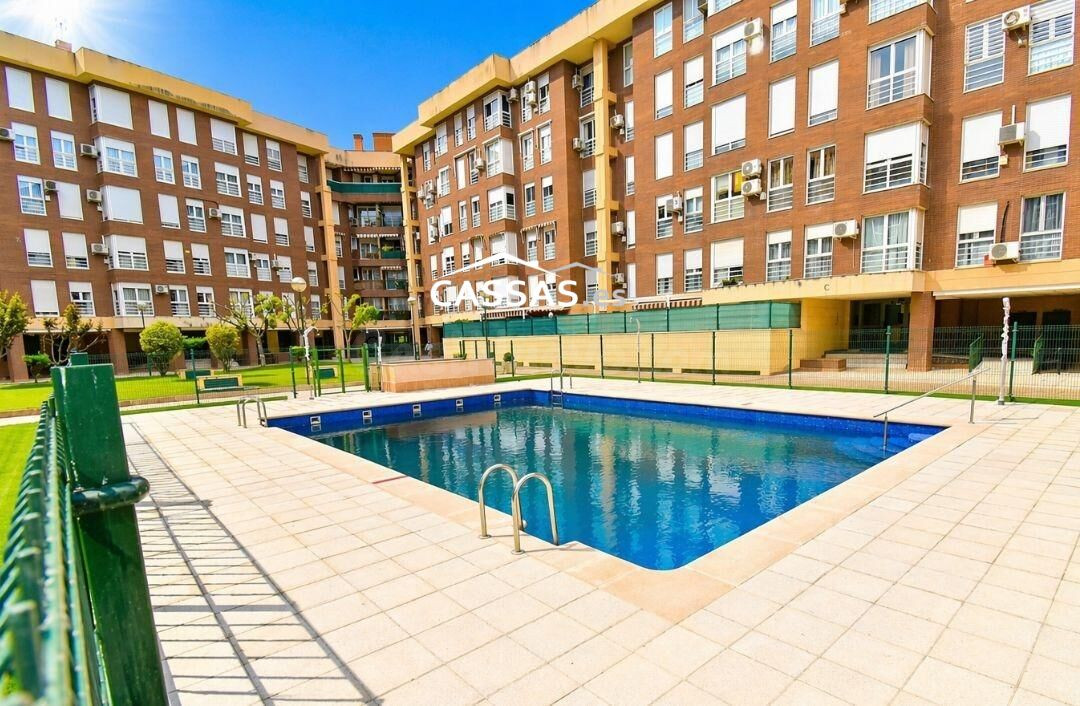 ZONA CARRETERA DE LOECHES -Piso de 3 habitaciones y 2 baños. - foto 4