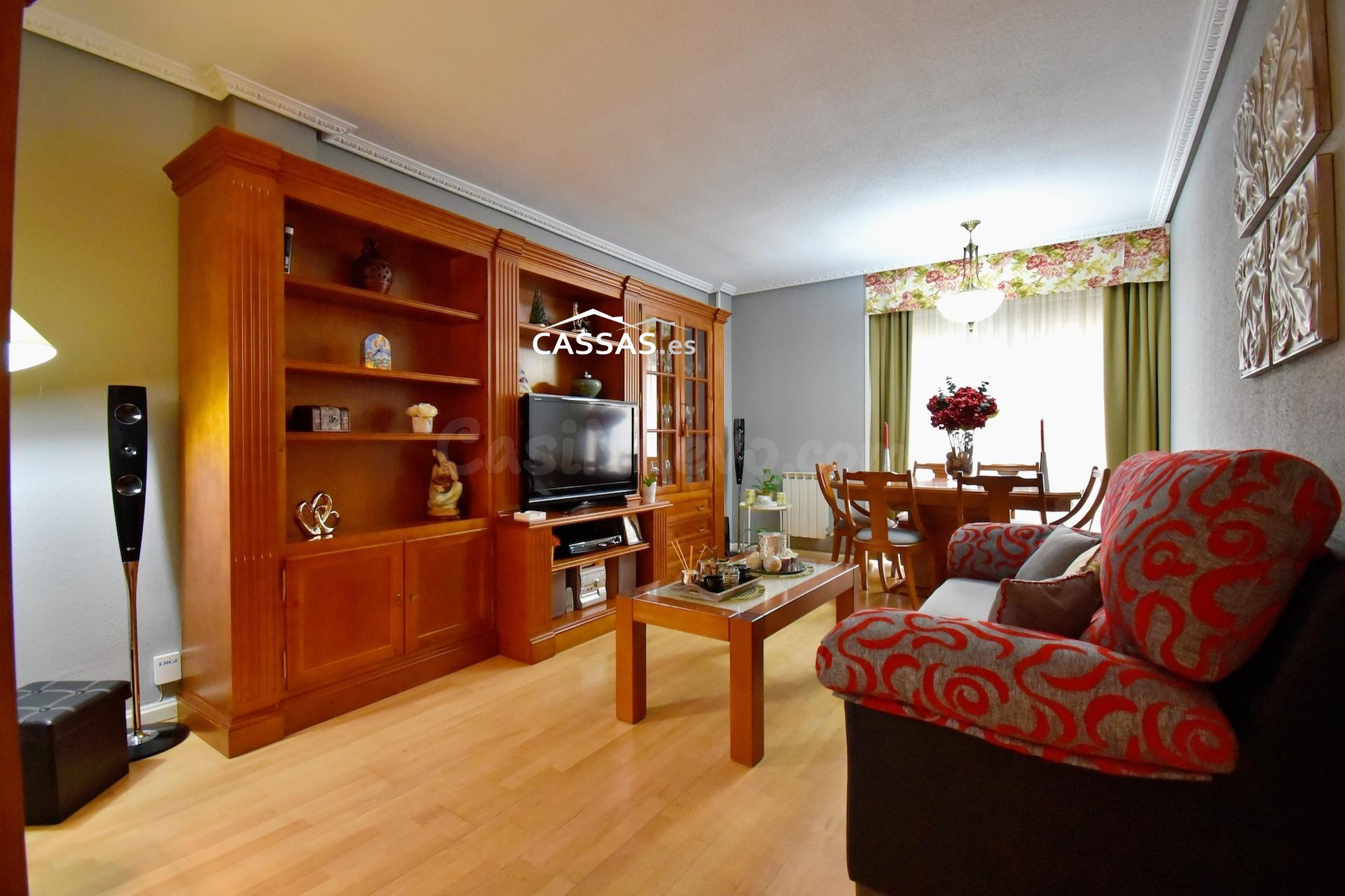 ZONA CARRETERA DE LOECHES -Piso de 3 habitaciones y 2 baños. - foto 5
