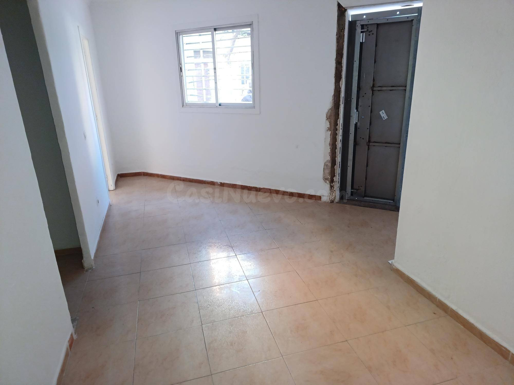 PLANTA BAJA CON ACCESO DIRECTO CALLE - foto 4