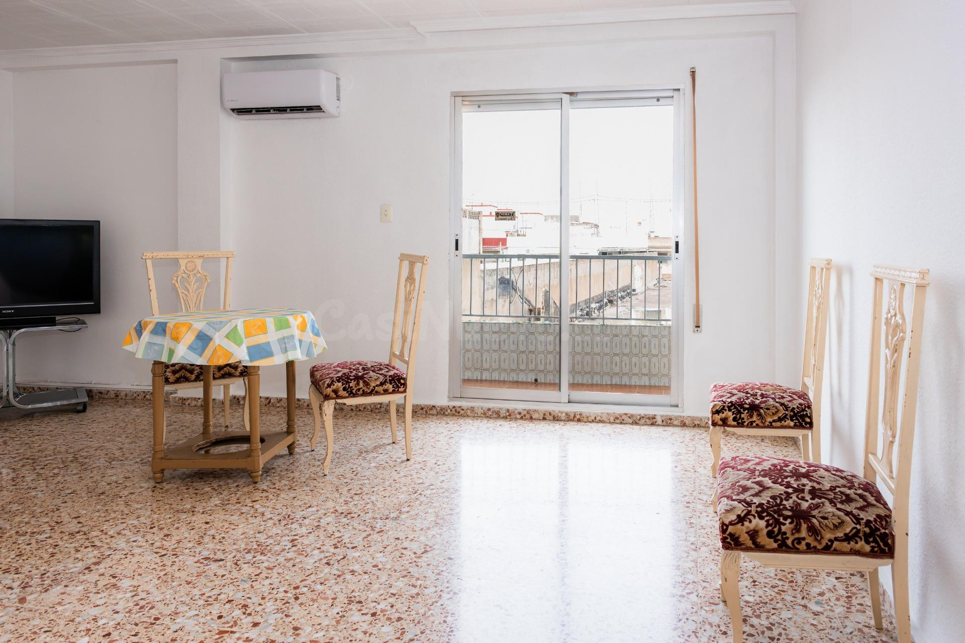 ¡TU NUEVO HOGAR LLENO DE LUZ Y POSIBILIDADES TE ESPERA EN BE - foto 3