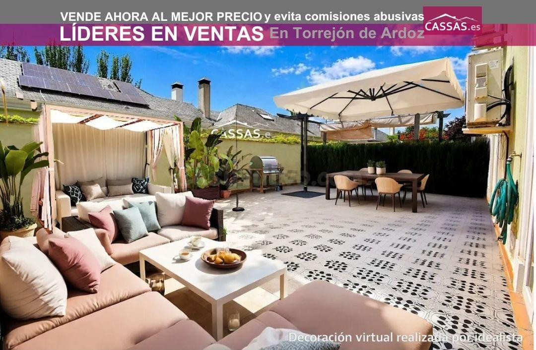 Chalet en TORRENIEVE  - 4 habitaciones, 4 baños, garaje y pi