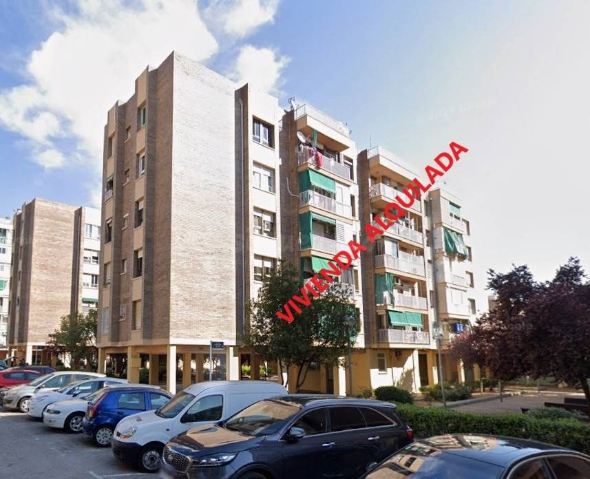 OPORTUNIDAD INVERSORES - PISO TODO EXTERIOR CON BALCÓN