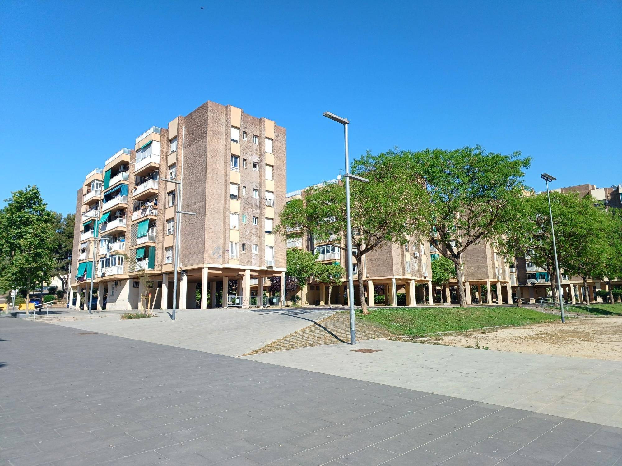 OPORTUNIDAD INVERSORES - PISO TODO EXTERIOR CON BALCÓN - foto 4