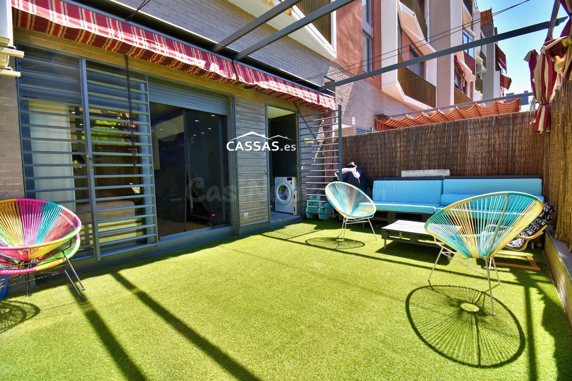 SOTO DEL HENARES -Bajo con jardín, 2 habitaciones. Piscina,  - foto 4