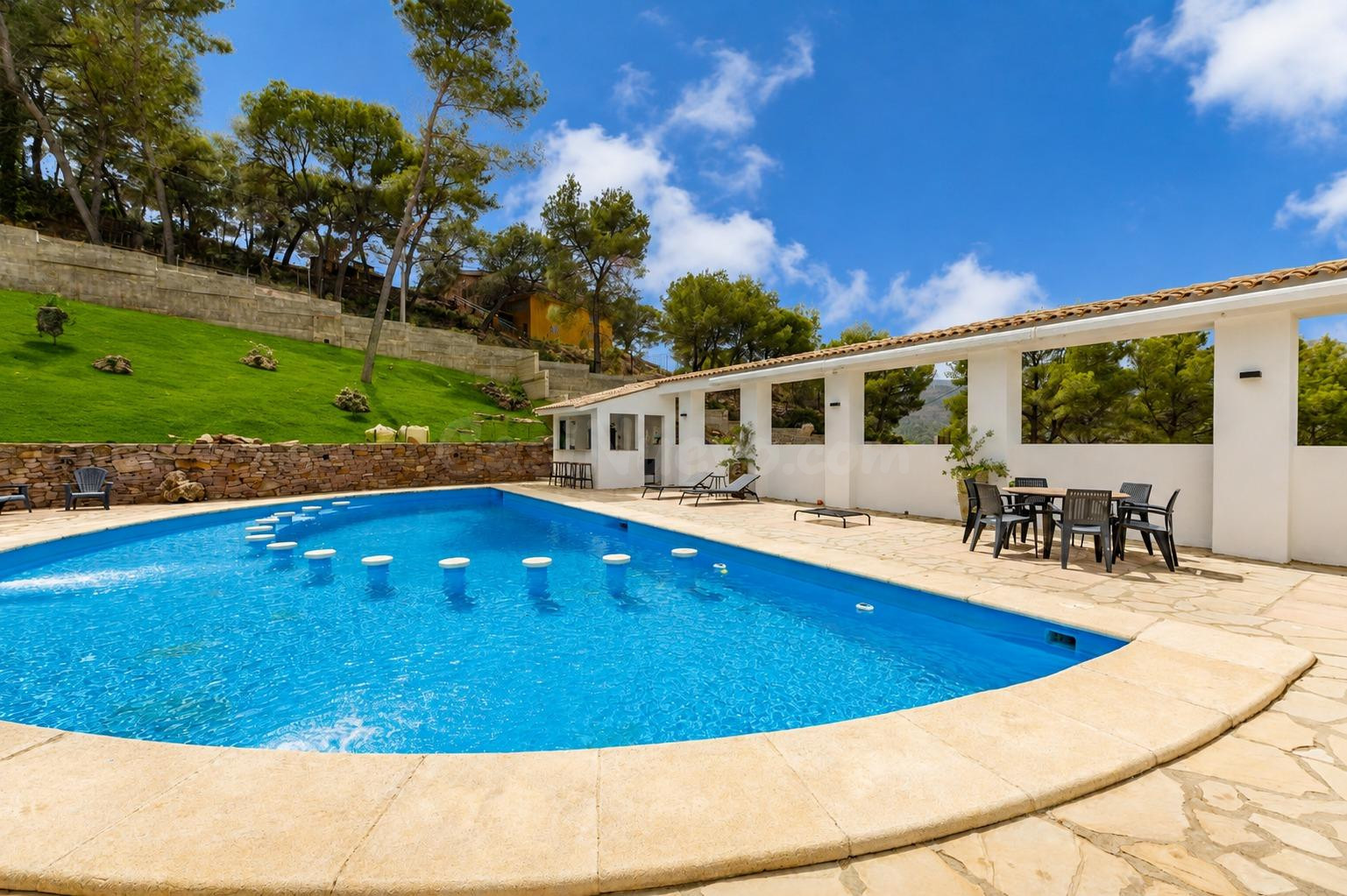 Exclusiva Villa de Lujo con Rentabilidad, Piscina para Event - foto 3