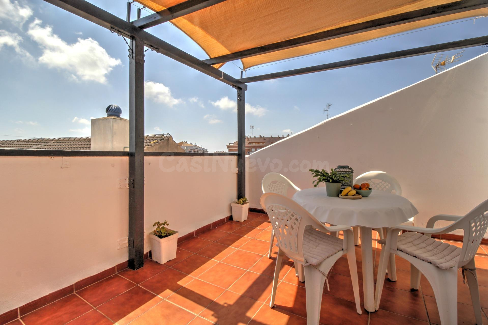 Ático dúplex con 2 terrazas, garaje y trastero en calle cént - foto 2
