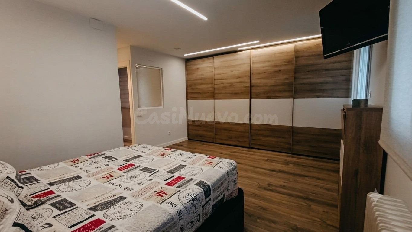 Piso en Alcoy - Tu Refugio en el Corazón de la Ciudad ✨ - foto 2