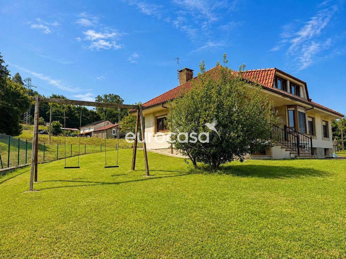 CASA INDEPENDIENTE EN VENTA EN PÉNAGOS | 6 DORMITORIOS, JARD - foto 3