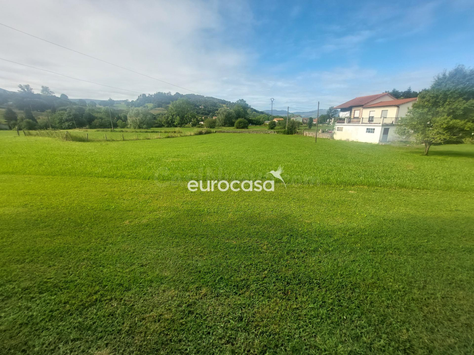 CASA INDEPENDIENTE EN VENTA EN PÉNAGOS | 6 DORMITORIOS, JARD - foto 5