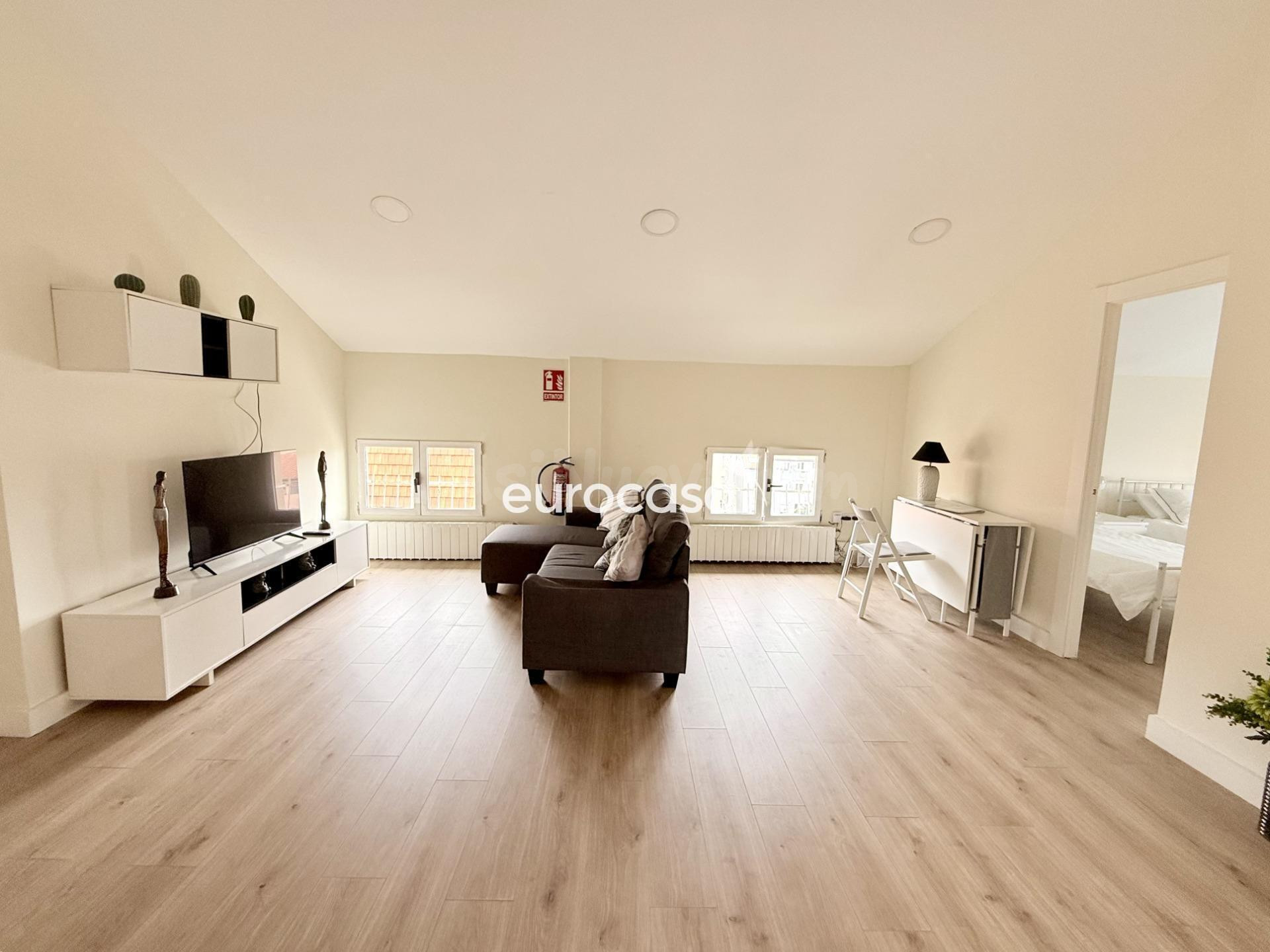 ÁTICO EN VENTA EN EL CENTRO DE SANTANDER | REFORMADO Y LISTO - foto 4