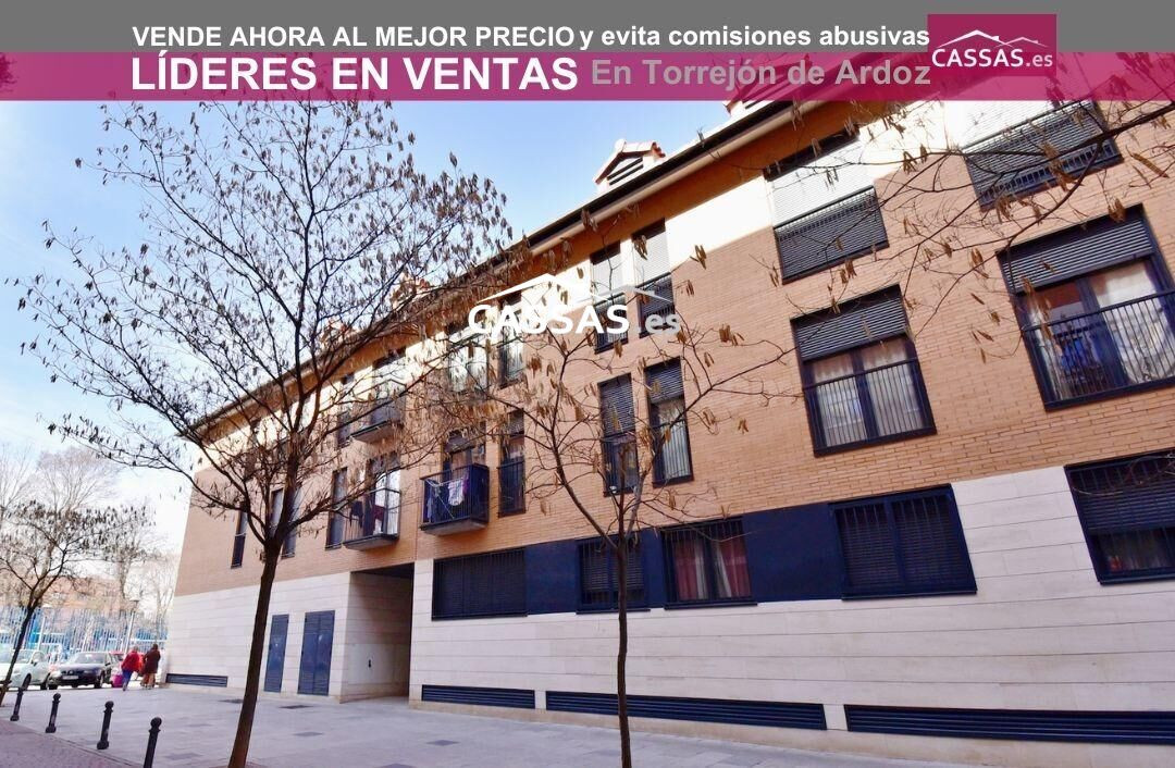 CENTRO - Piso seminuevo con 2 habitaciones (antes 3), 2 baño