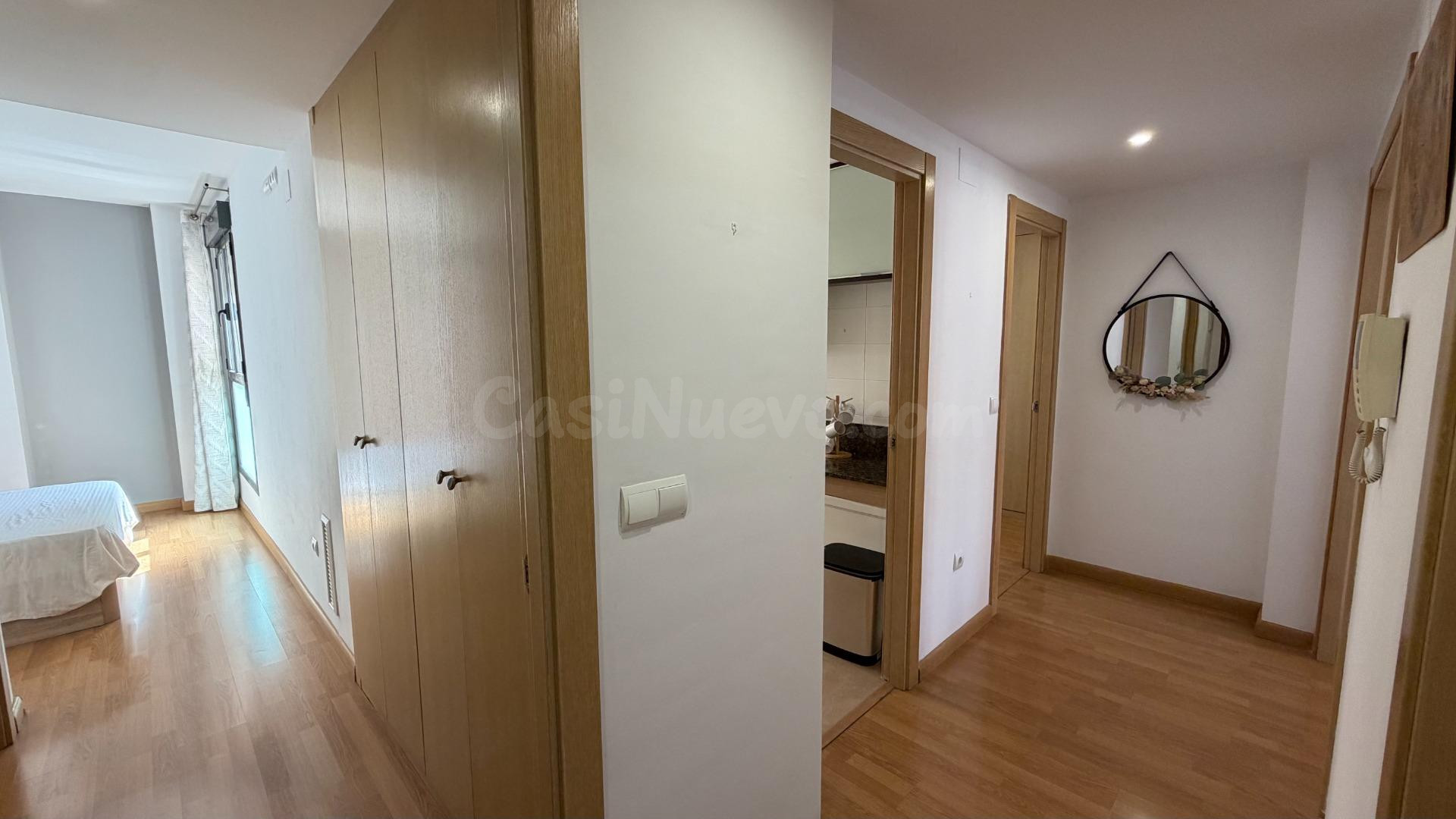 ¡Venta en El Grau: vivienda del 2008 con balcón y 2 dormitor - foto 5