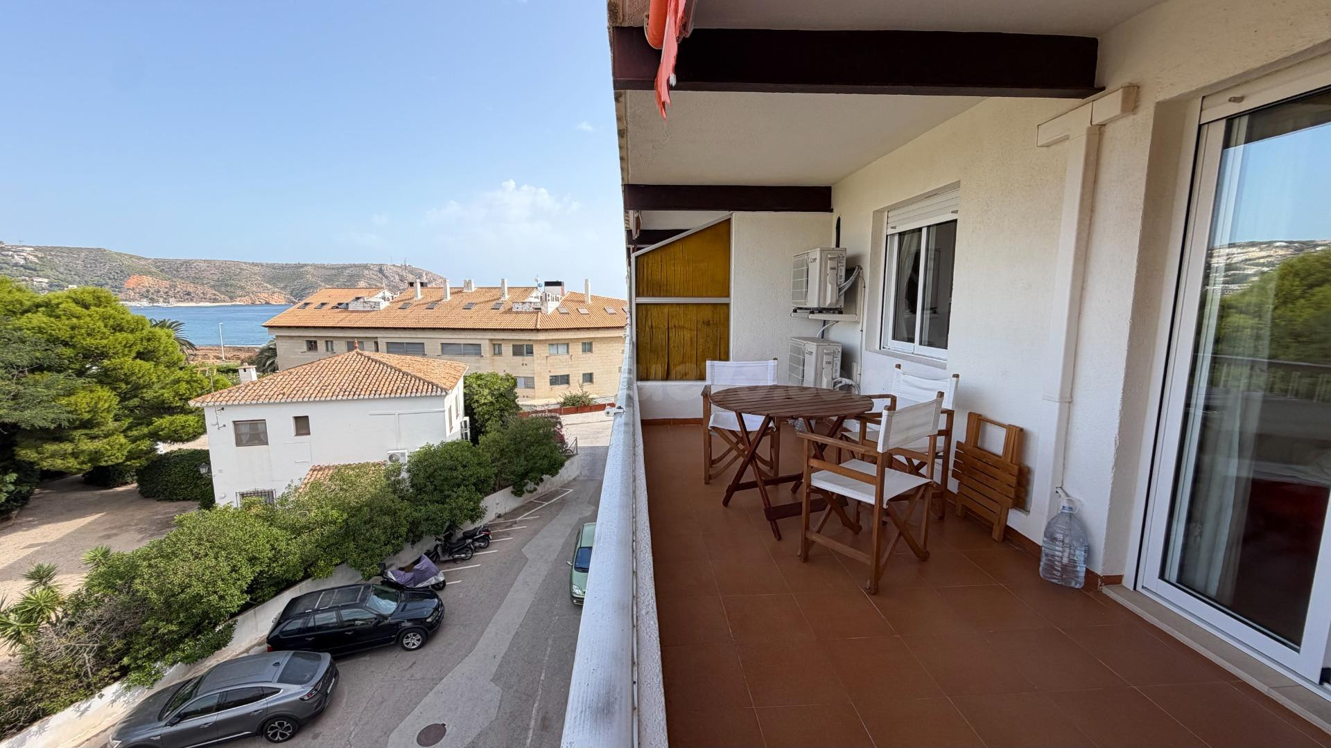 ¡Tu refugio frente al mar en Xàbia con terraza panorámica! - foto 3