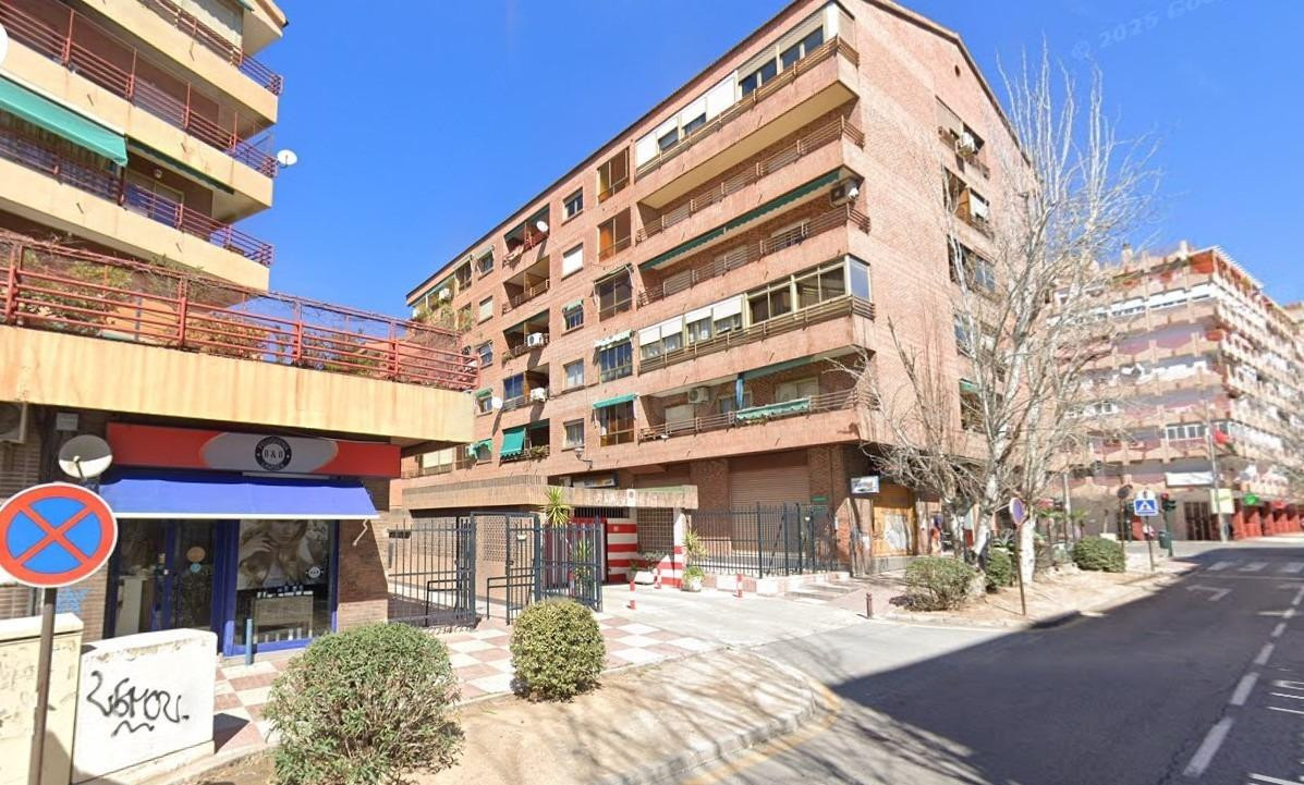 PLAZA DE GARAJE EN LA AVENIDA DE ANDALUCIA