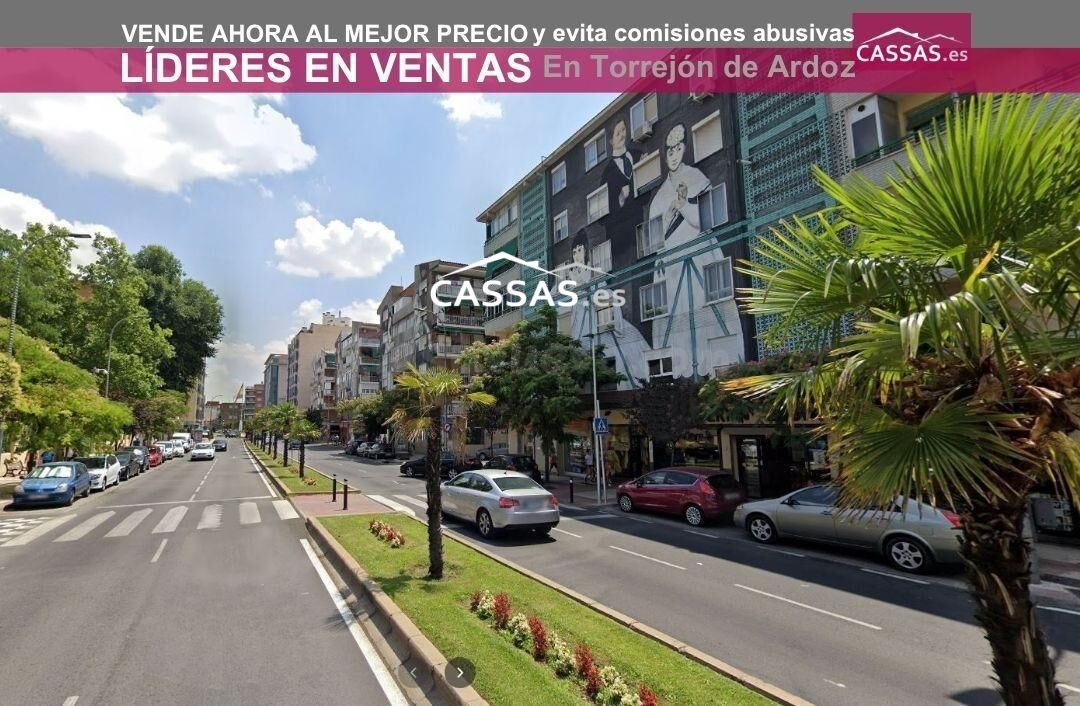 ZONA CENTRO- Renfe. 3 habitaciones con terraza.