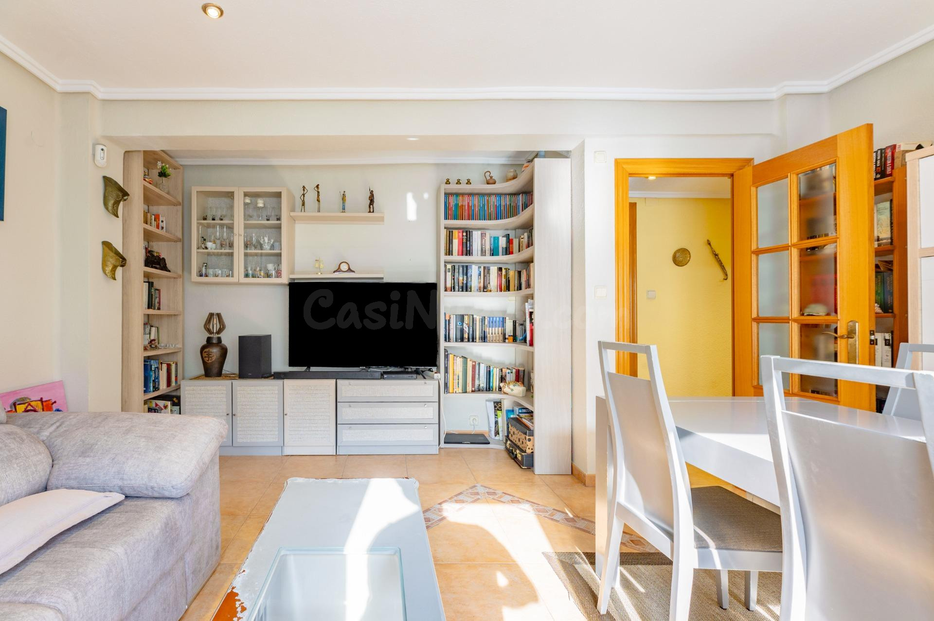 Oportunidad en Trinitat: 7º piso con mucha luz, espacio opti - foto 2
